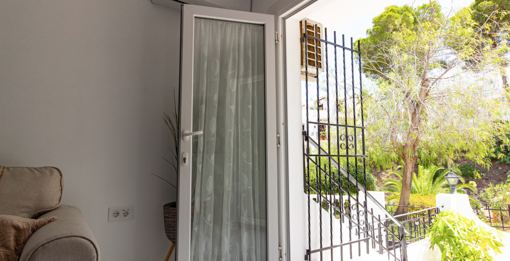 Resale - Townhouse - Villamartin - Verdemar