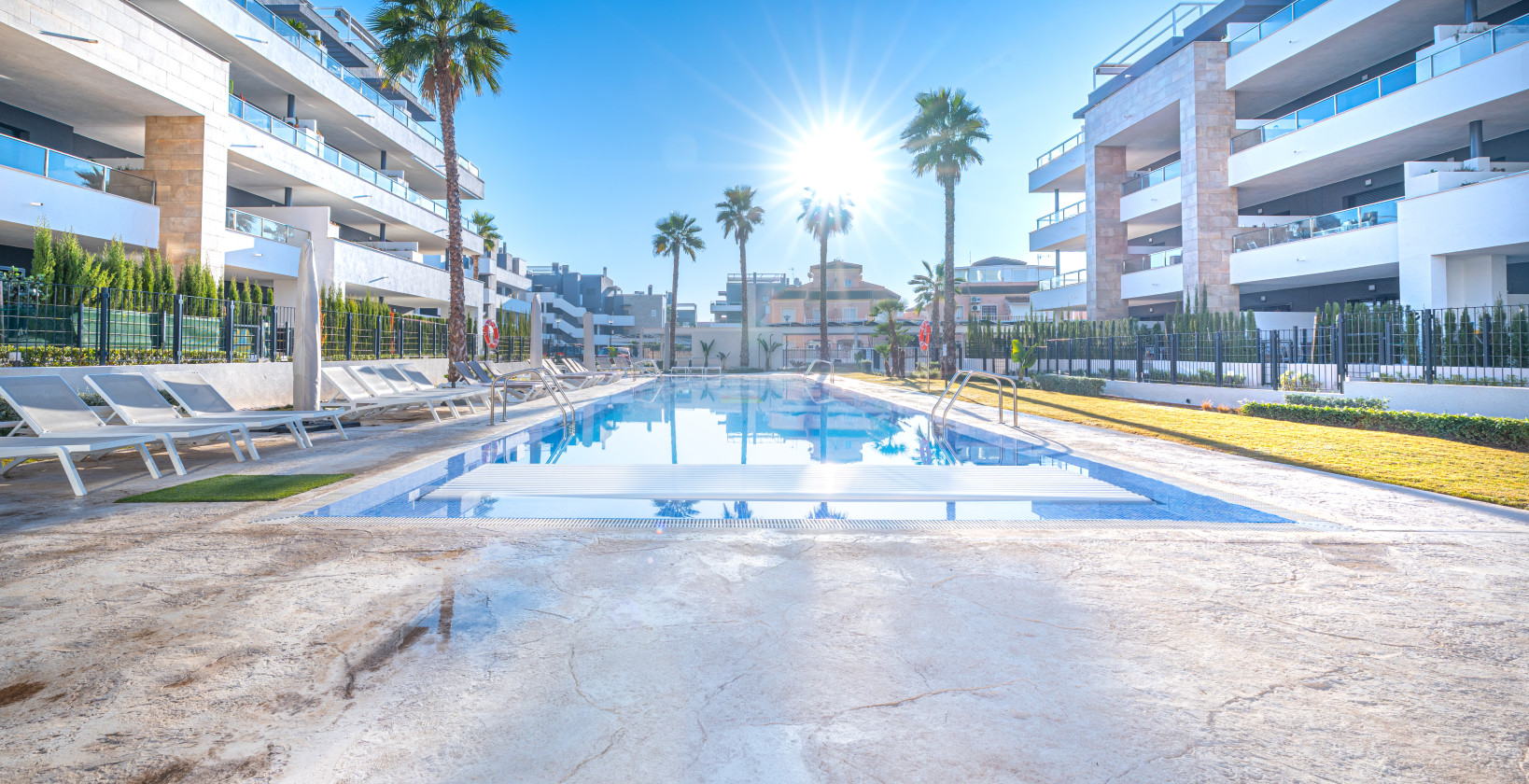 Resale - Apartment / flat - Orihuela Costa - Playa Flamenca