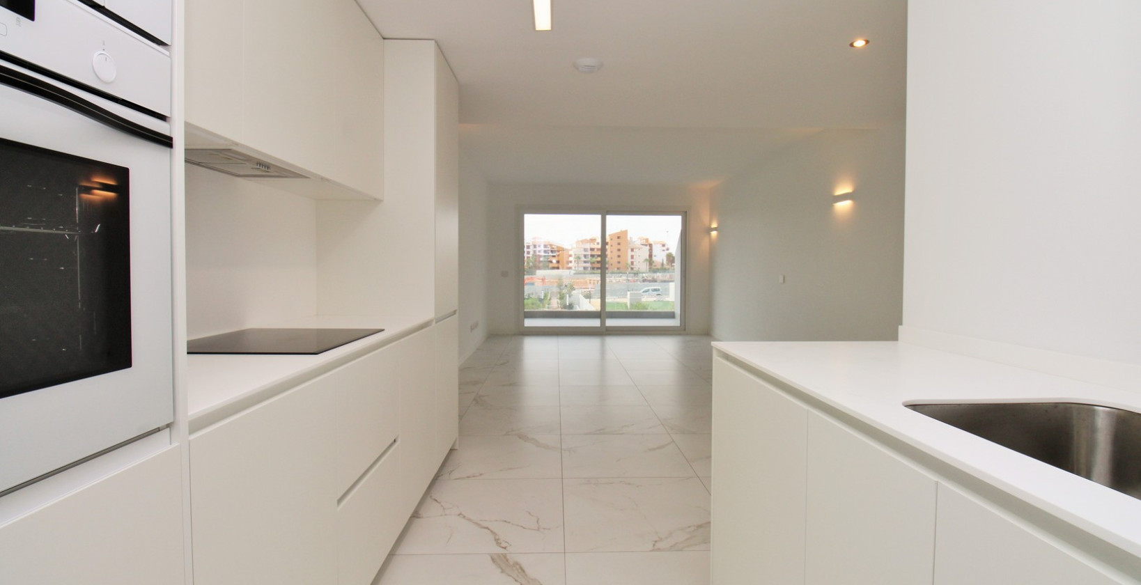 Resale - Apartment / flat - Torrevieja - Punta Prima