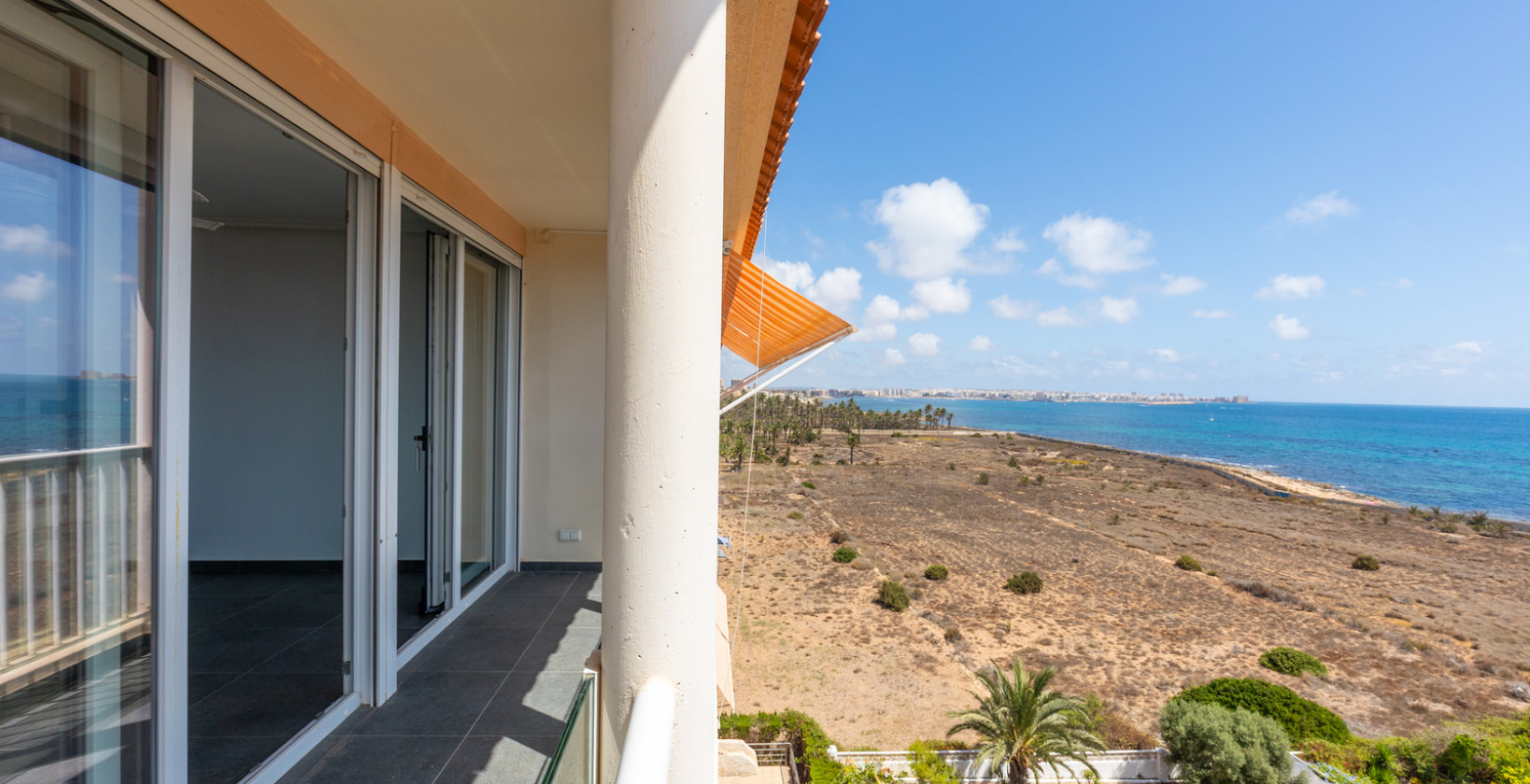 Resale - Apartment / flat - Torrevieja - Rocio del mar