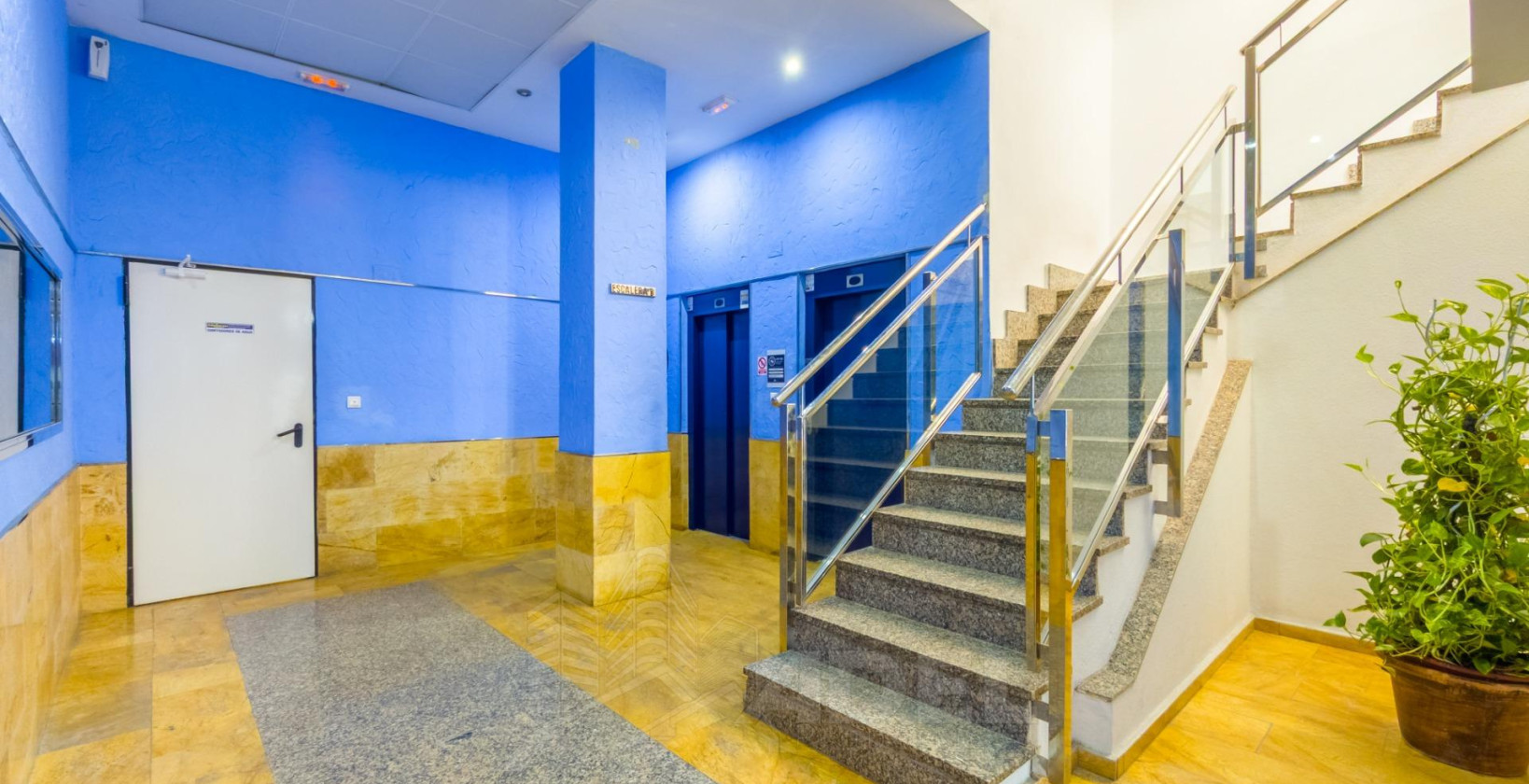 Reventa - Apartamento / piso - Torrevieja - Playa de los locos