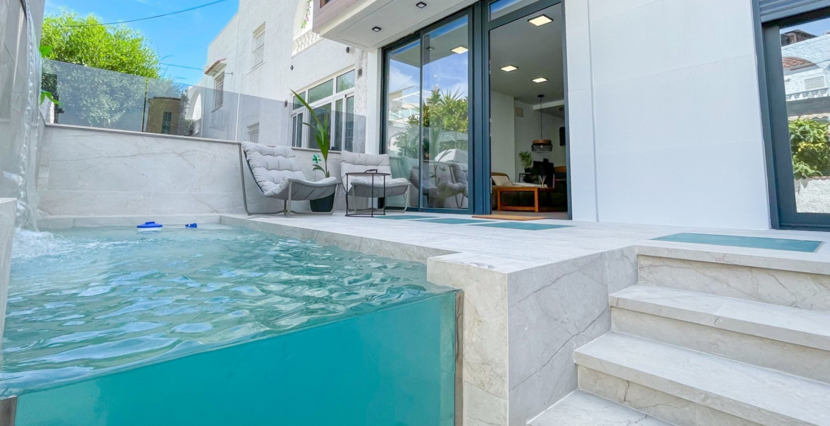 Resale - Townhouse - Torrevieja - Nueva Torrevieja - Aguas Nuevas