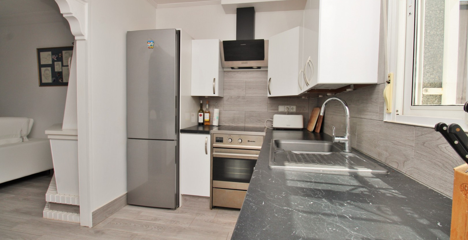 Resale - Apartment / flat - Villamartín - Las Violetas