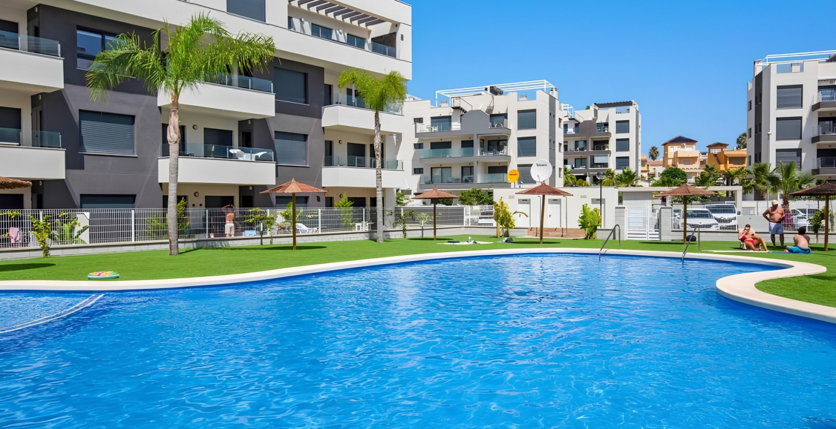 Återförsäljning - Lägenhet / lägenhet - Villamartín - Villamartin
