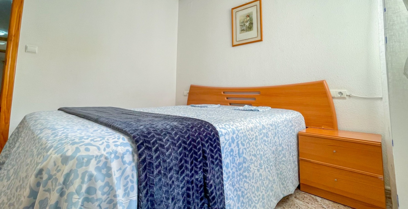 Återförsäljning - Lägenhet / lägenhet - Torrevieja