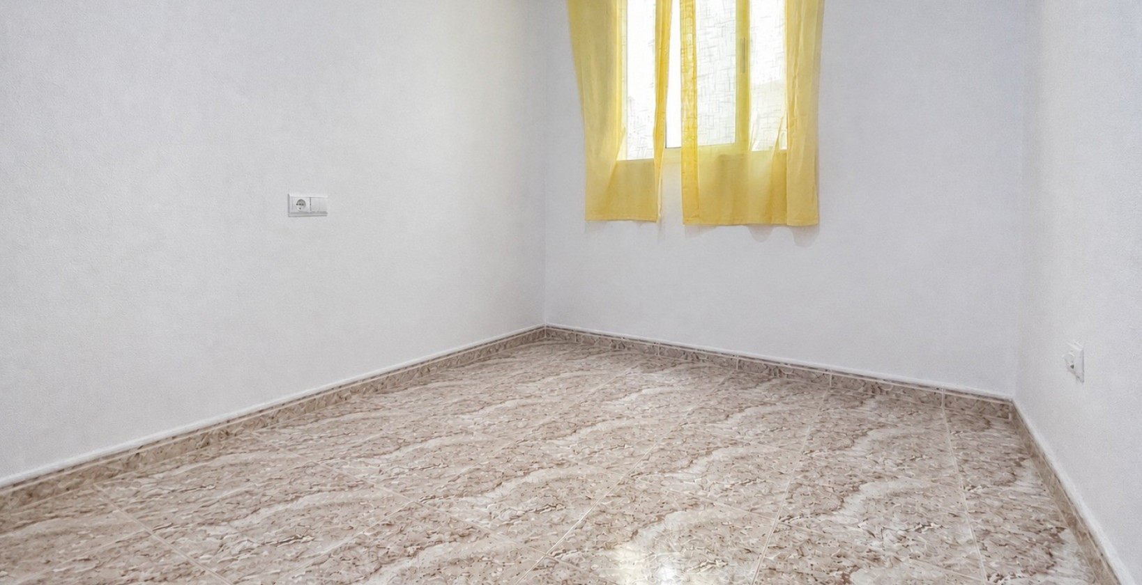 Återförsäljning - Lägenhet / lägenhet - Torrevieja