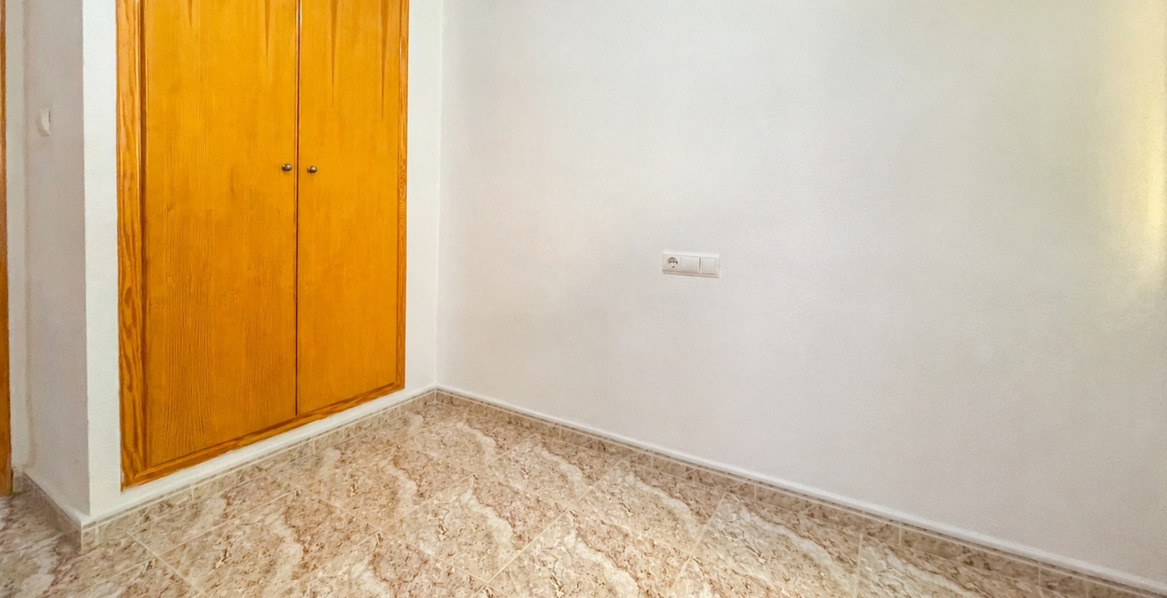 Återförsäljning - Lägenhet / lägenhet - Torrevieja