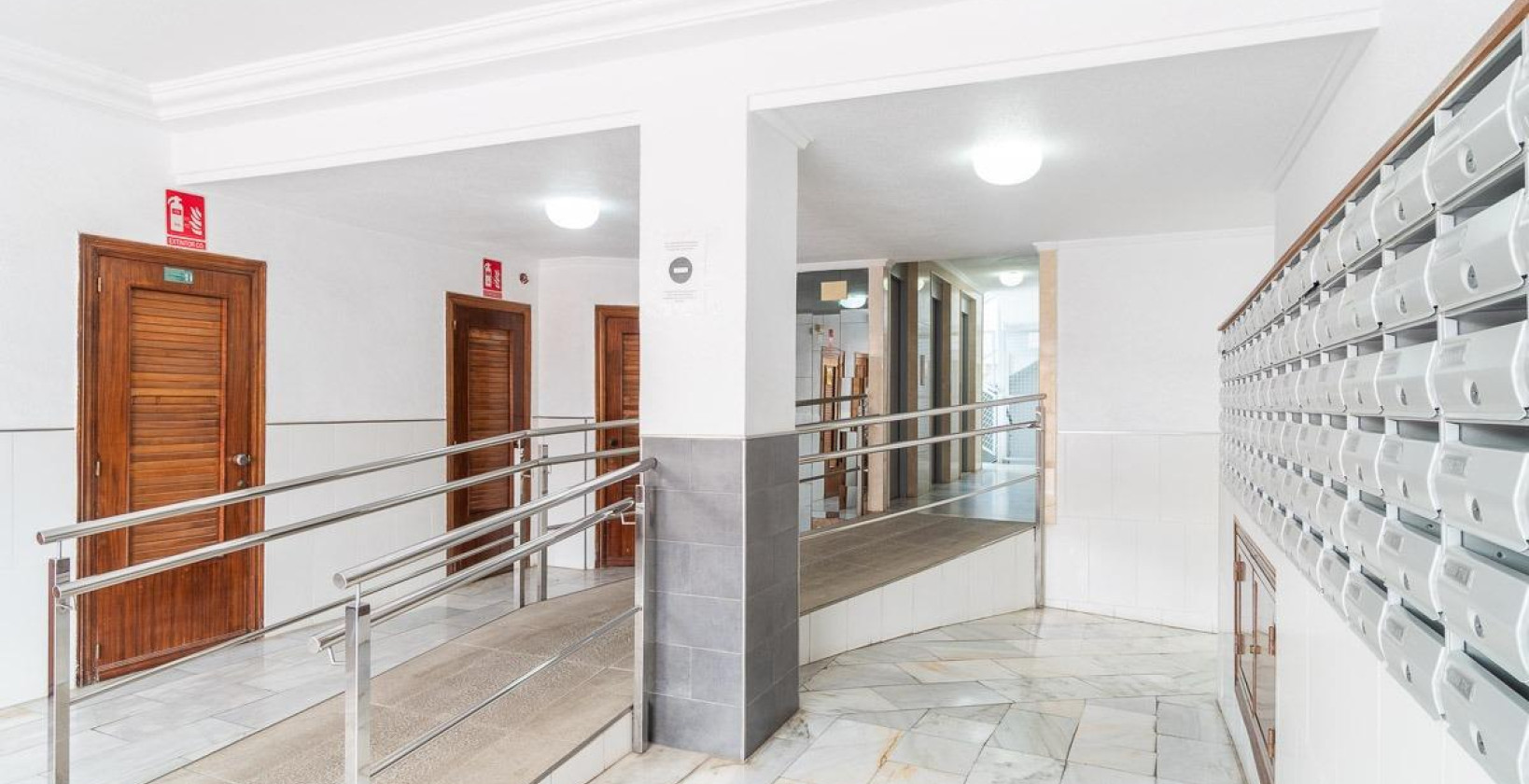 Resale - Apartment / flat - Torrevieja - Curva del Palangre