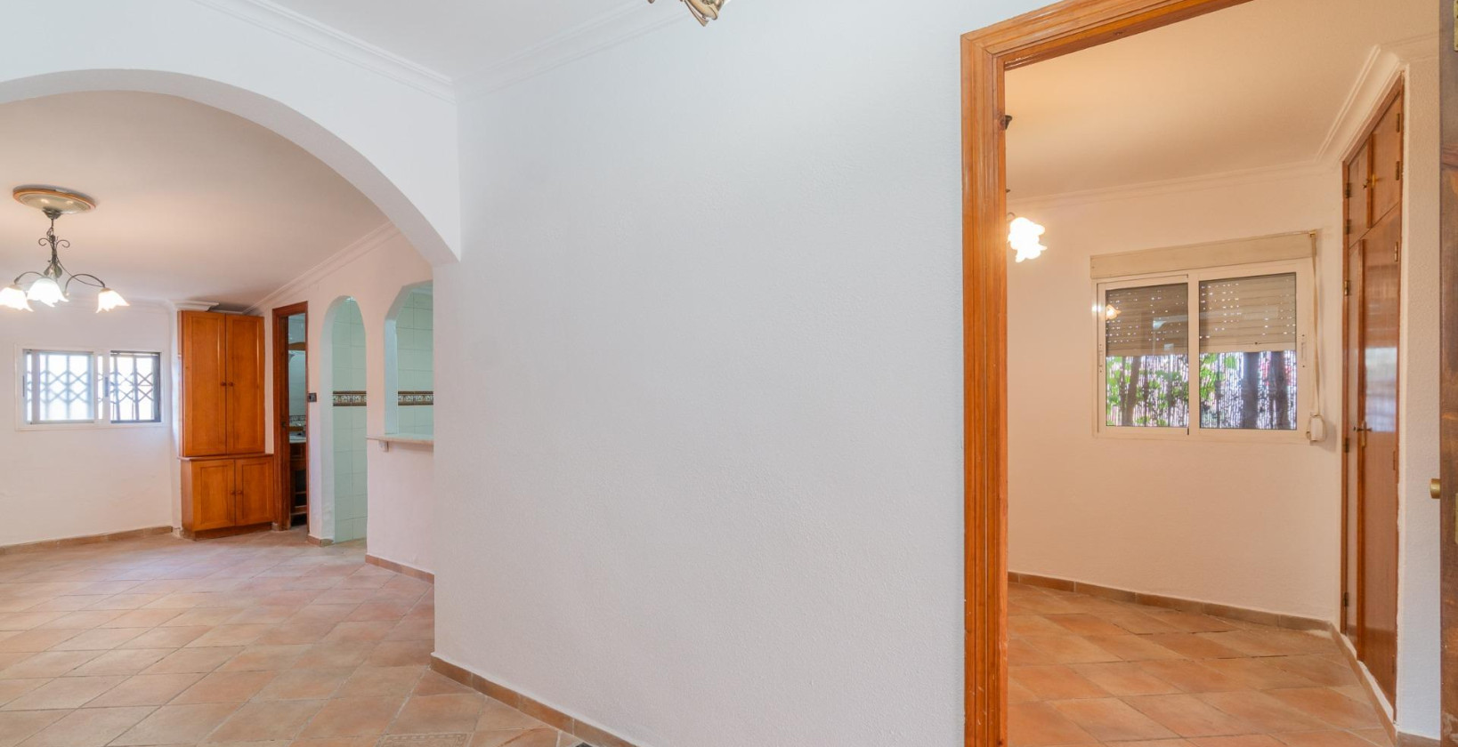 Resale - Villa - Torrevieja - Los altos