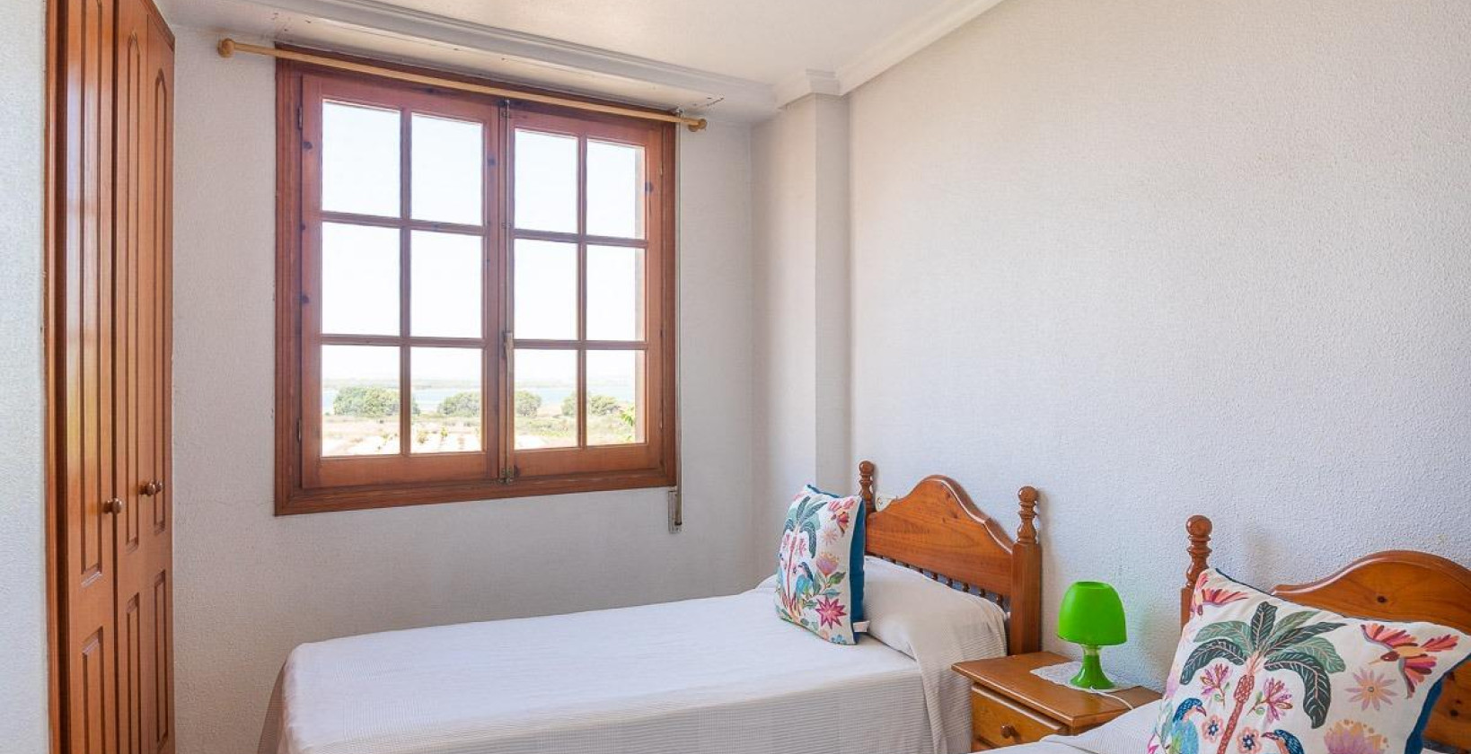 Resale - Apartment / flat - Torrevieja - La Mata pueblo
