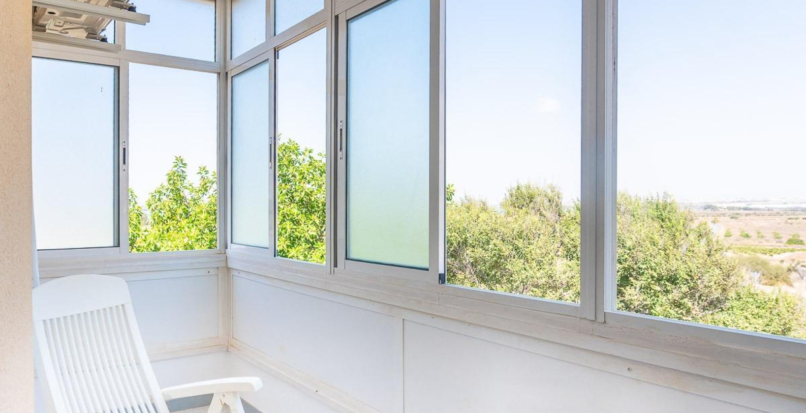 Resale - Apartment / flat - Torrevieja - La Mata pueblo