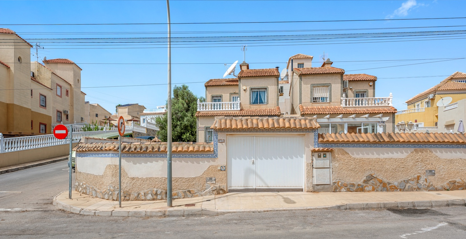 Resale - Villa - Orihuela Costa - El Galan