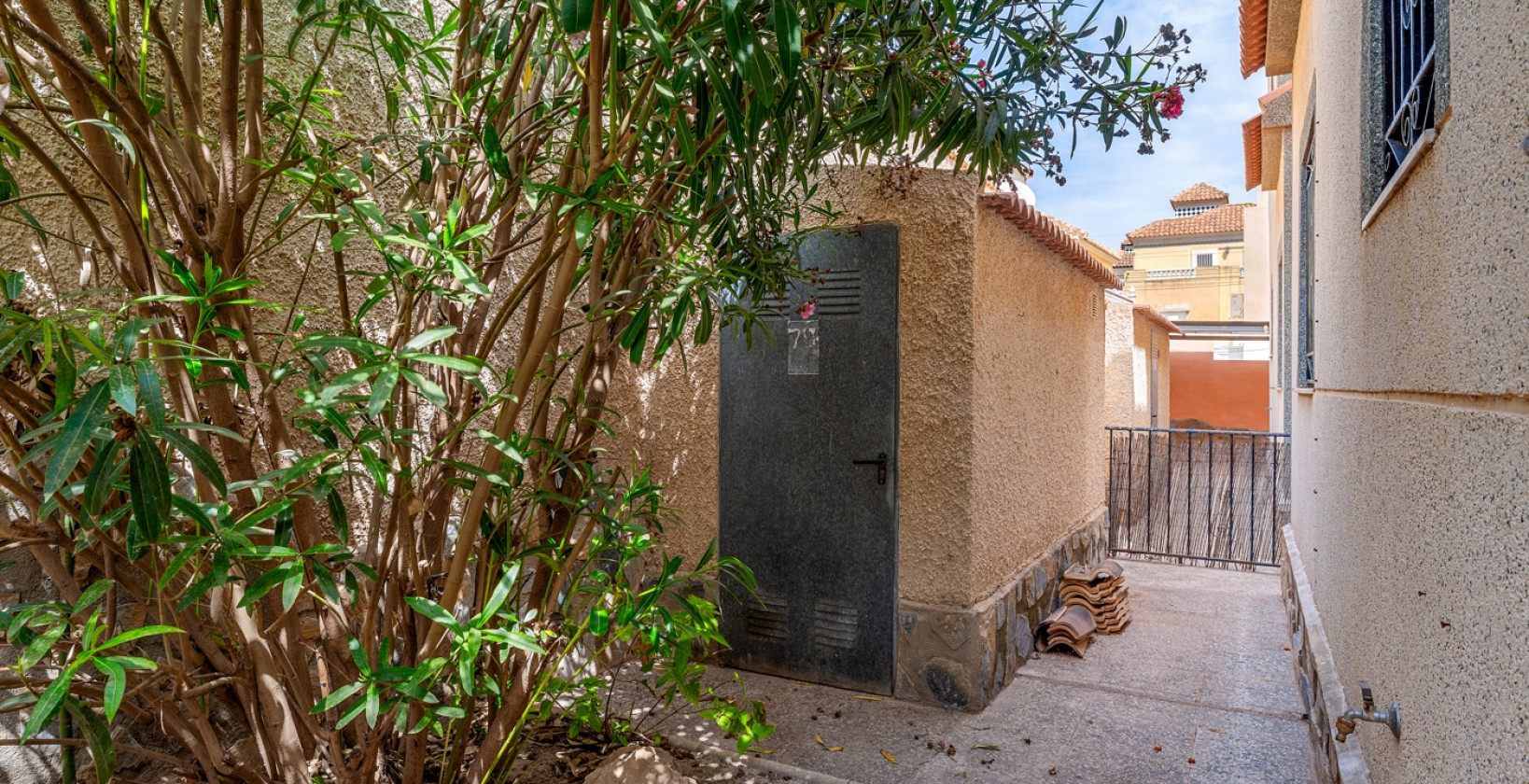 Resale - Villa - Orihuela Costa - El Galan