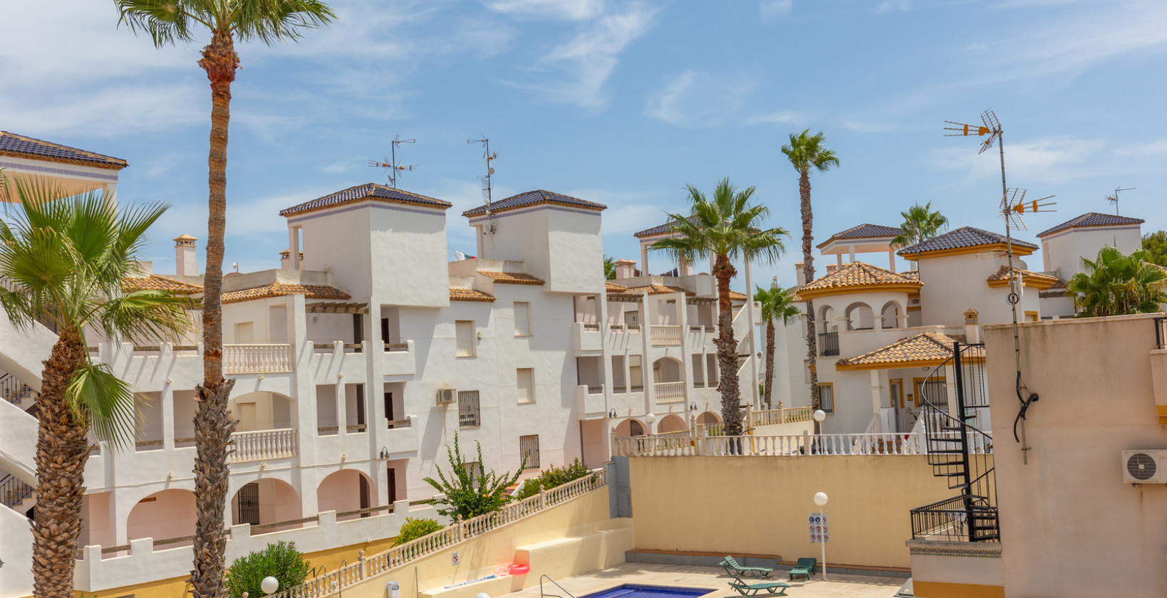 Återförsäljning - Lägenhet / lägenhet - Orihuela Costa - Villamartin