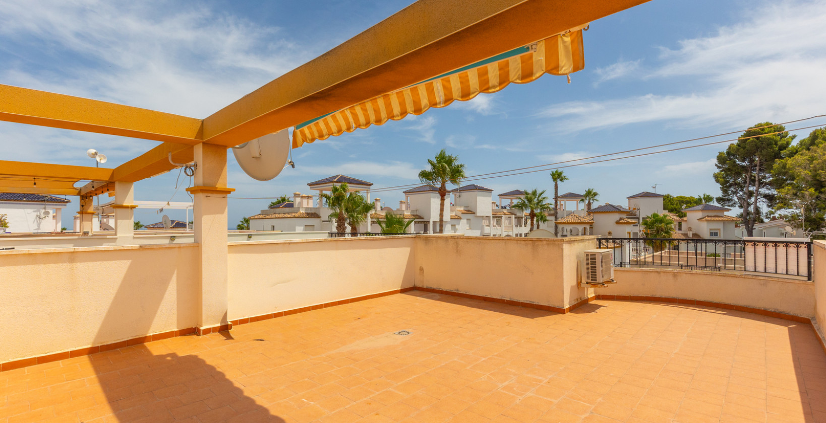 Återförsäljning - Lägenhet / lägenhet - Orihuela Costa - Villamartin