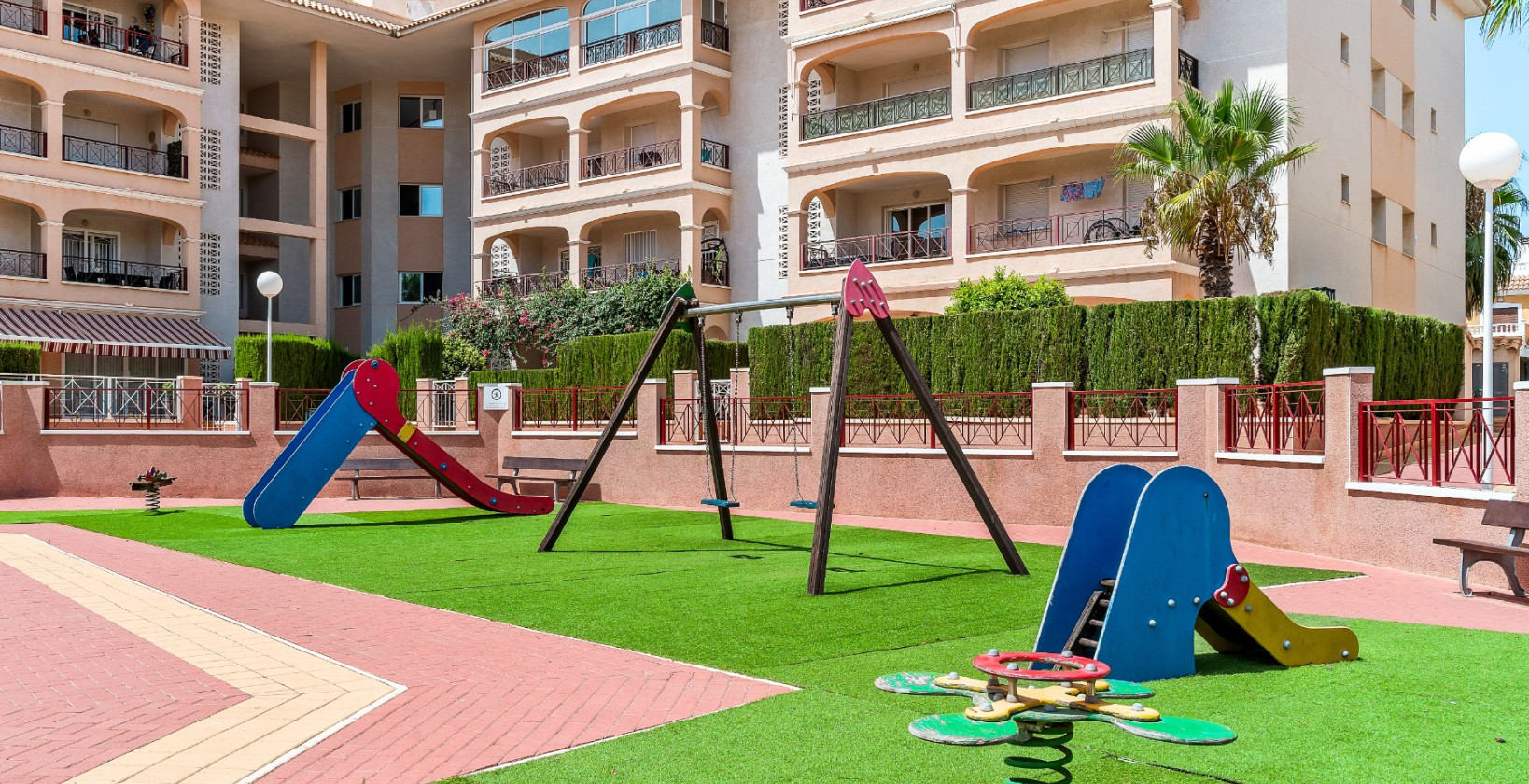 Resale - Apartments - Orihuela Costa - Playa Flamenca