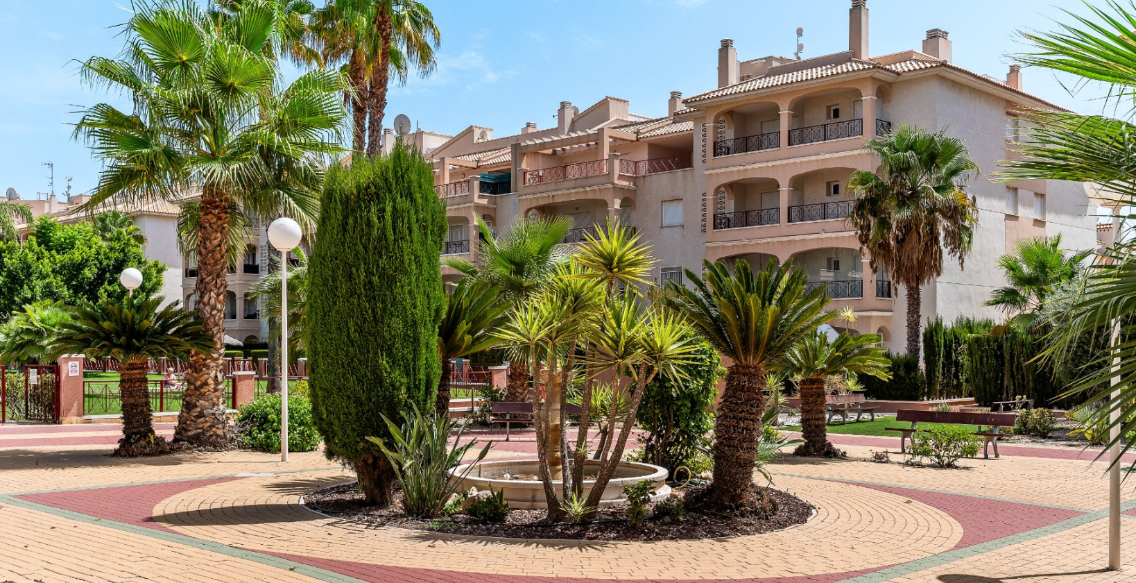 Resale - Apartments - Orihuela Costa - Playa Flamenca