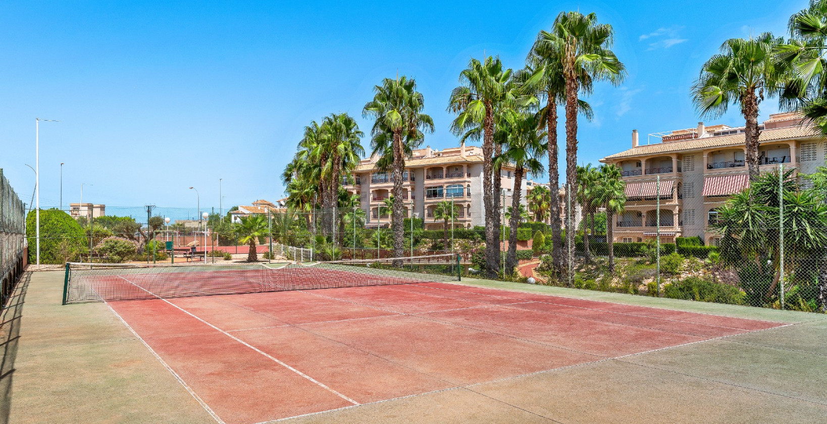 Resale - Apartments - Orihuela Costa - Playa Flamenca