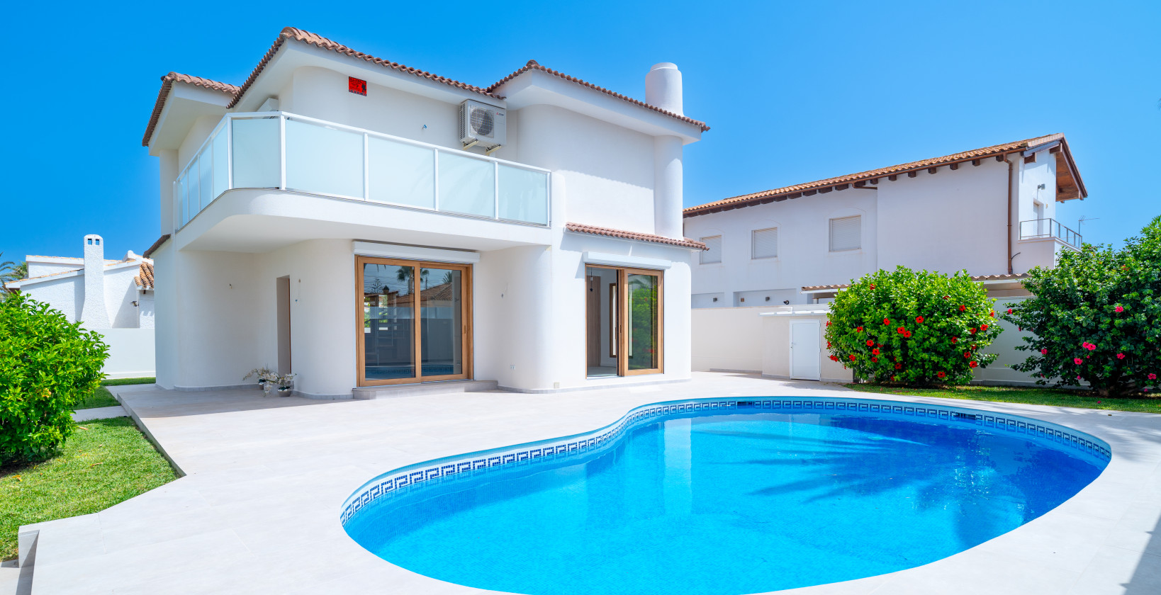 Återförsäljning - Villa - Cabo Roig