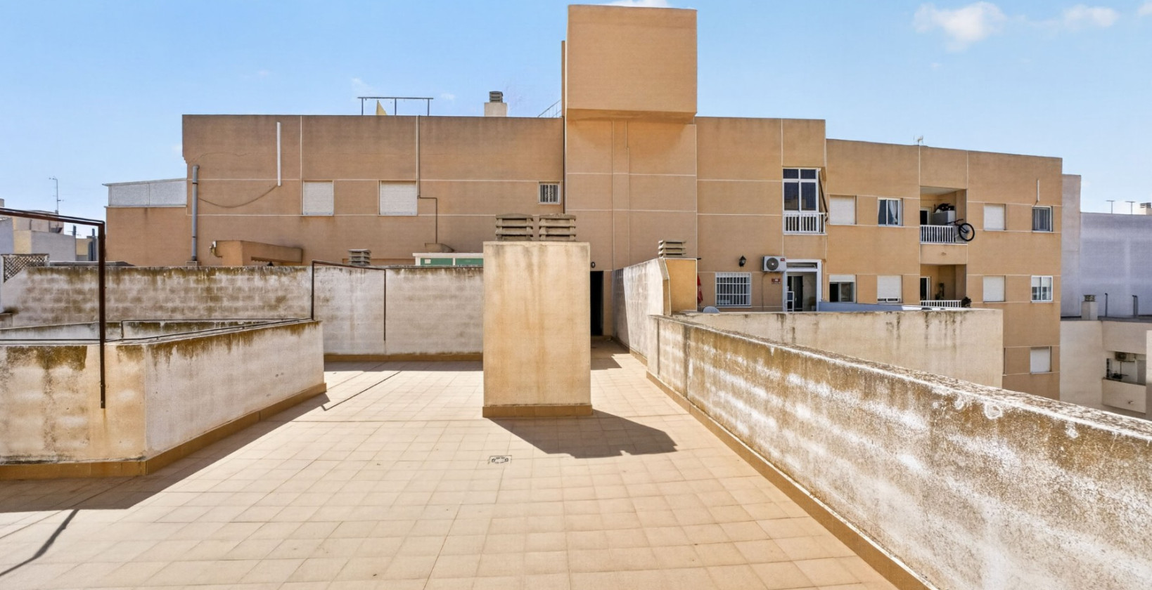 Resale - Apartment / flat - Torrevieja - Centro