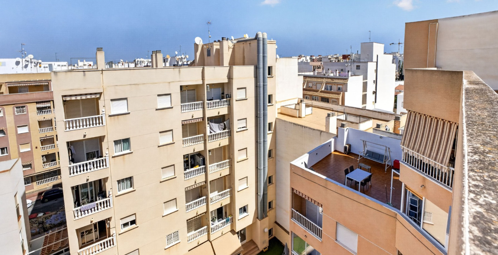 Resale - Apartment / flat - Torrevieja - Centro