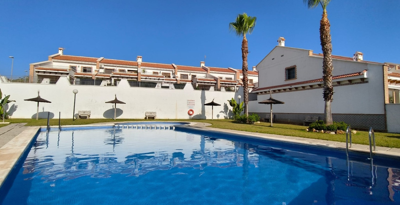 Bruktbolig - Rekkehus - San Miguel de Salinas