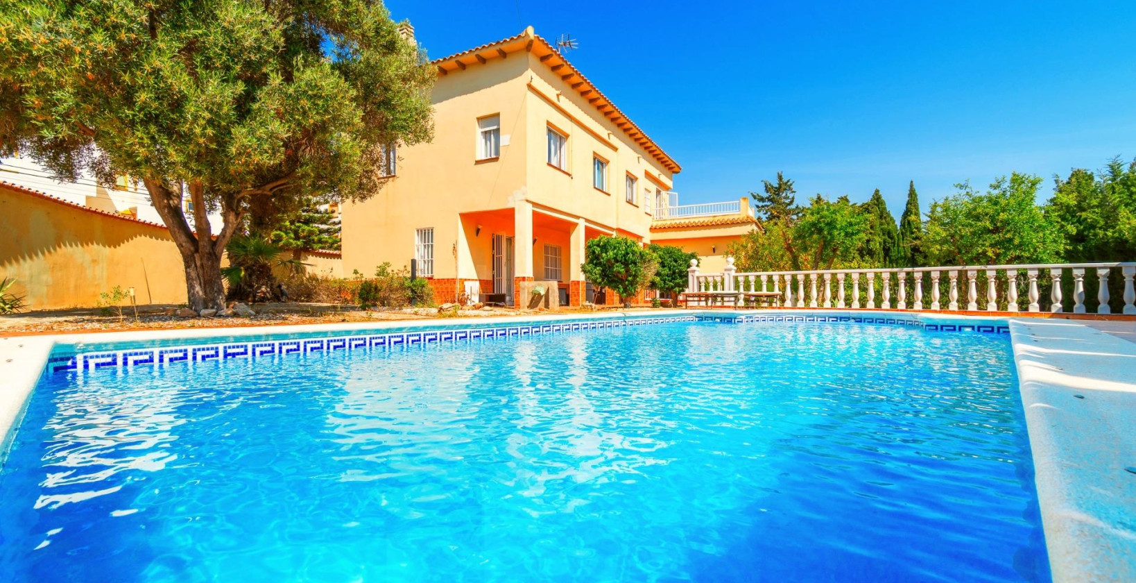 Resale - Villa - Torrevieja - La Mata