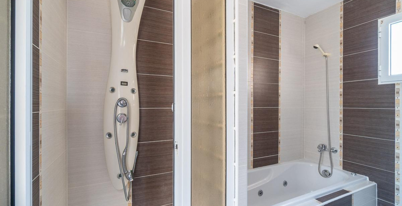 Resale - Villa - Torrevieja - La Mata