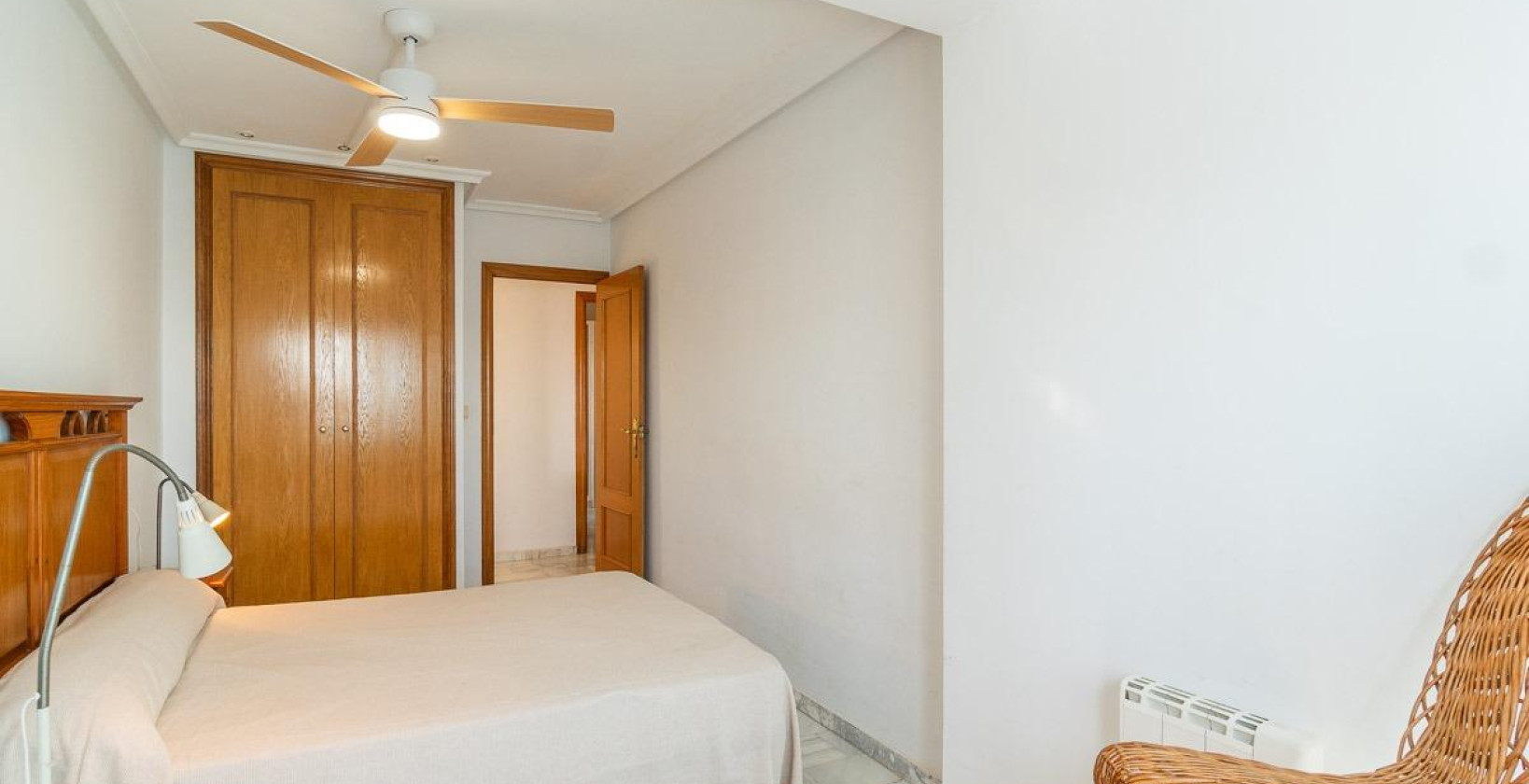 Resale - Villa - Torrevieja - La Mata