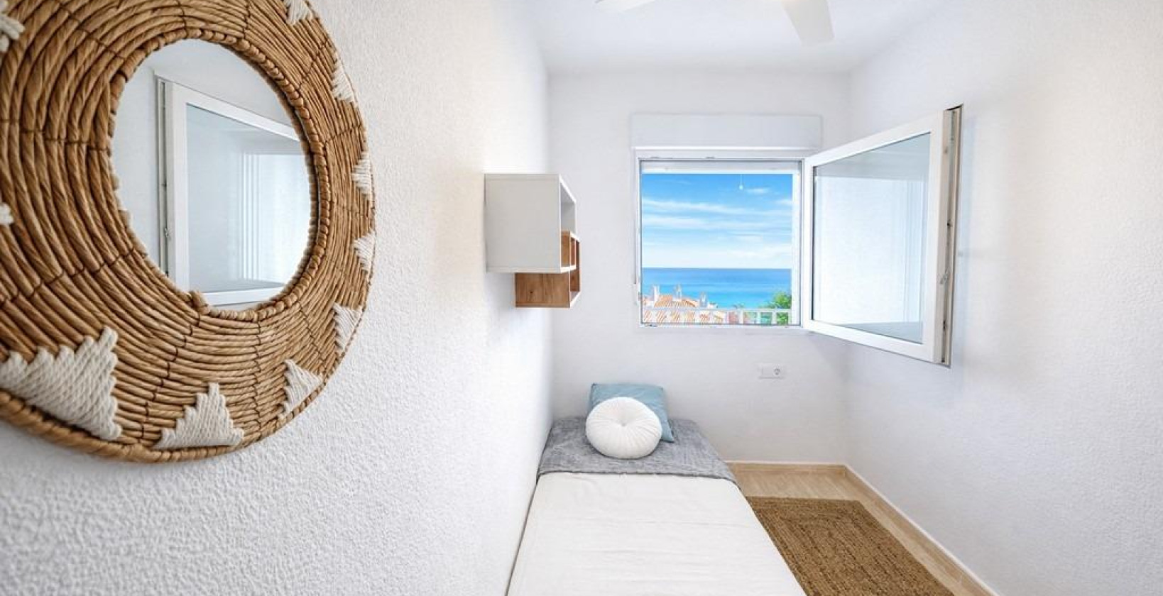 Reventa - Apartamento / piso - Dehesa de campoamor - Campoamor
