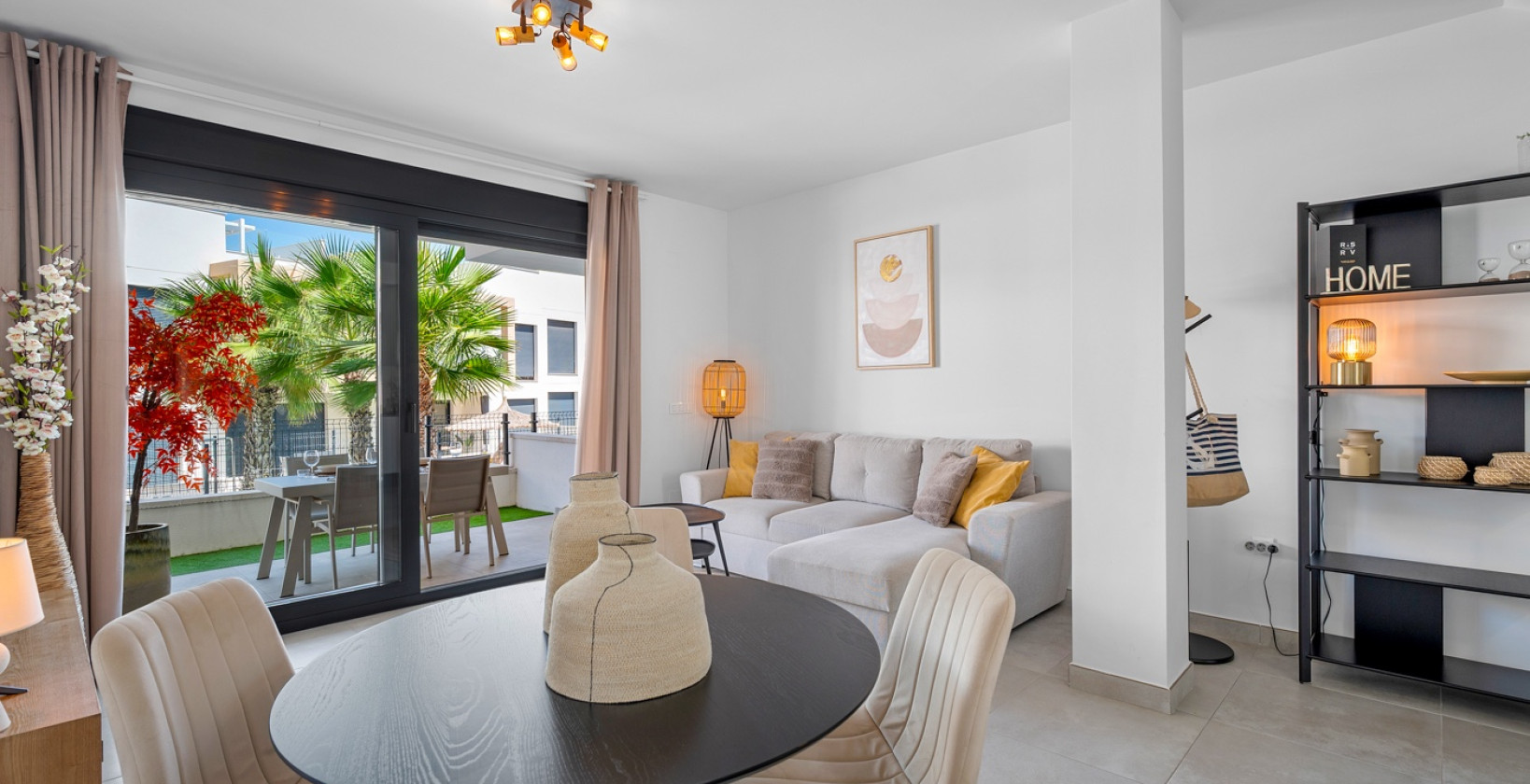 Resale - Apartments - Orihuela Costa - Villamartín