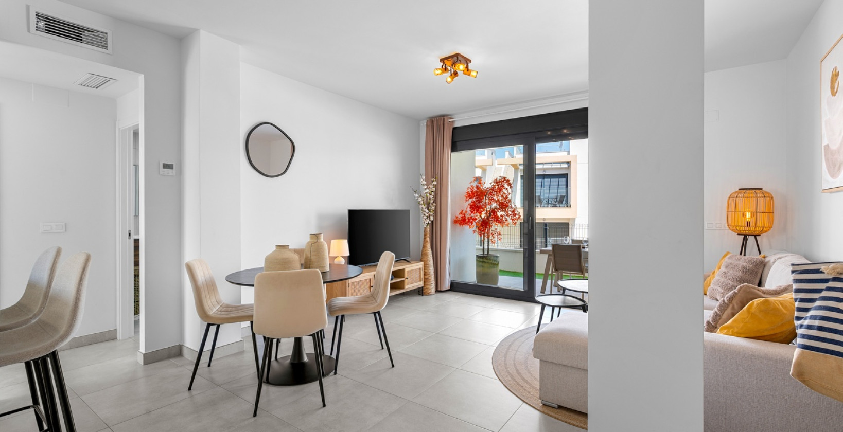 Resale - Apartments - Orihuela Costa - Villamartín