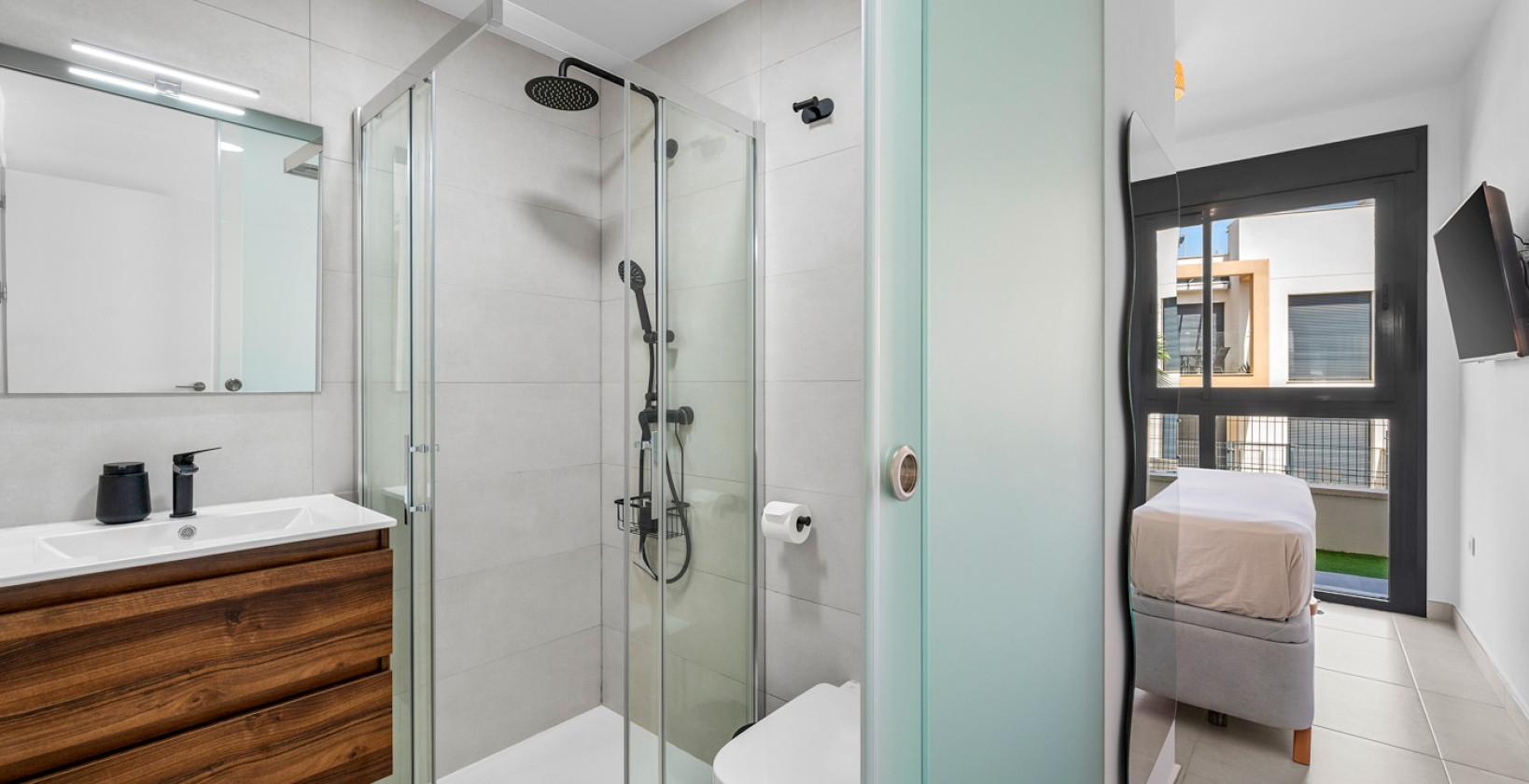 Resale - Apartments - Orihuela Costa - Villamartín