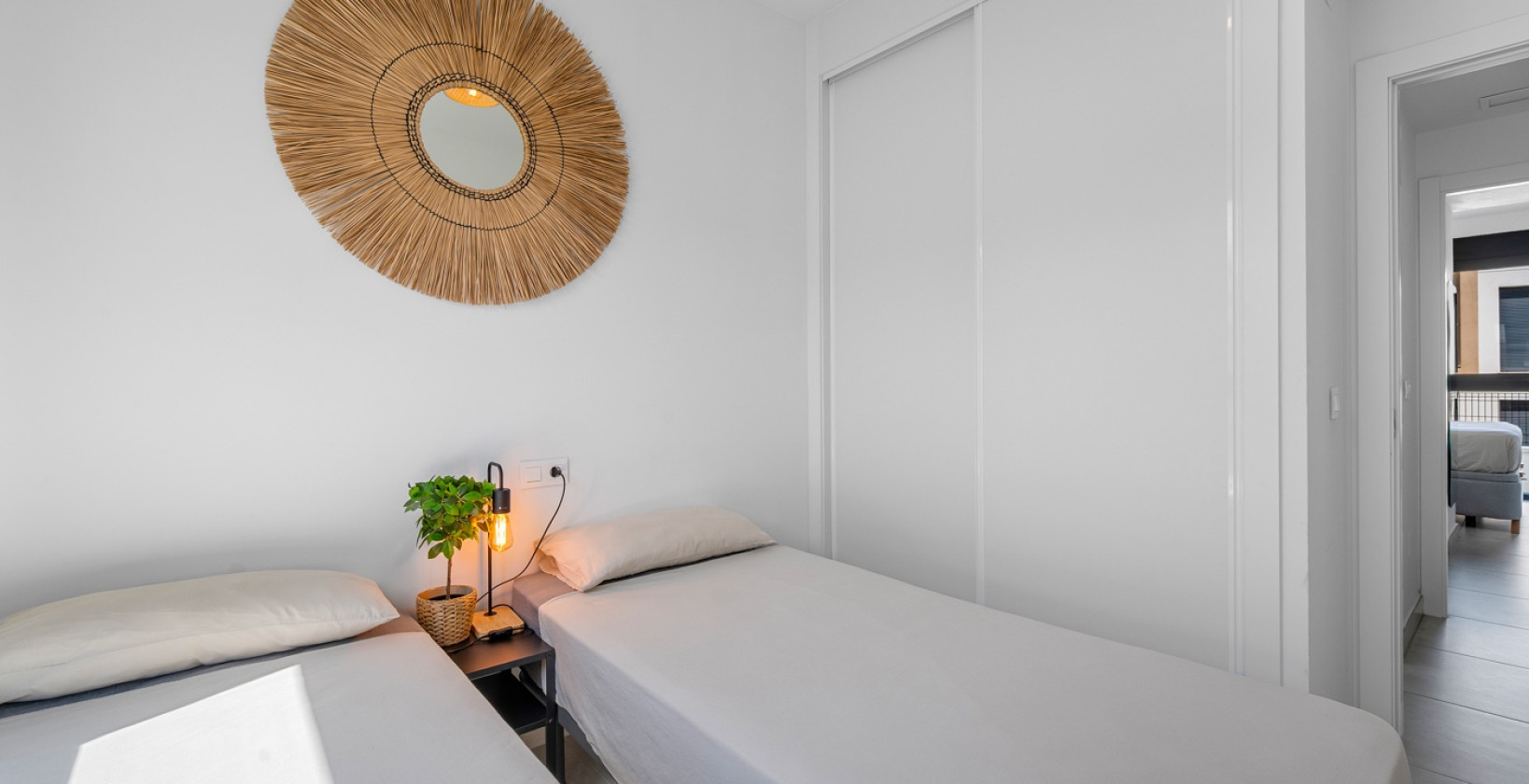 Resale - Apartments - Orihuela Costa - Villamartín
