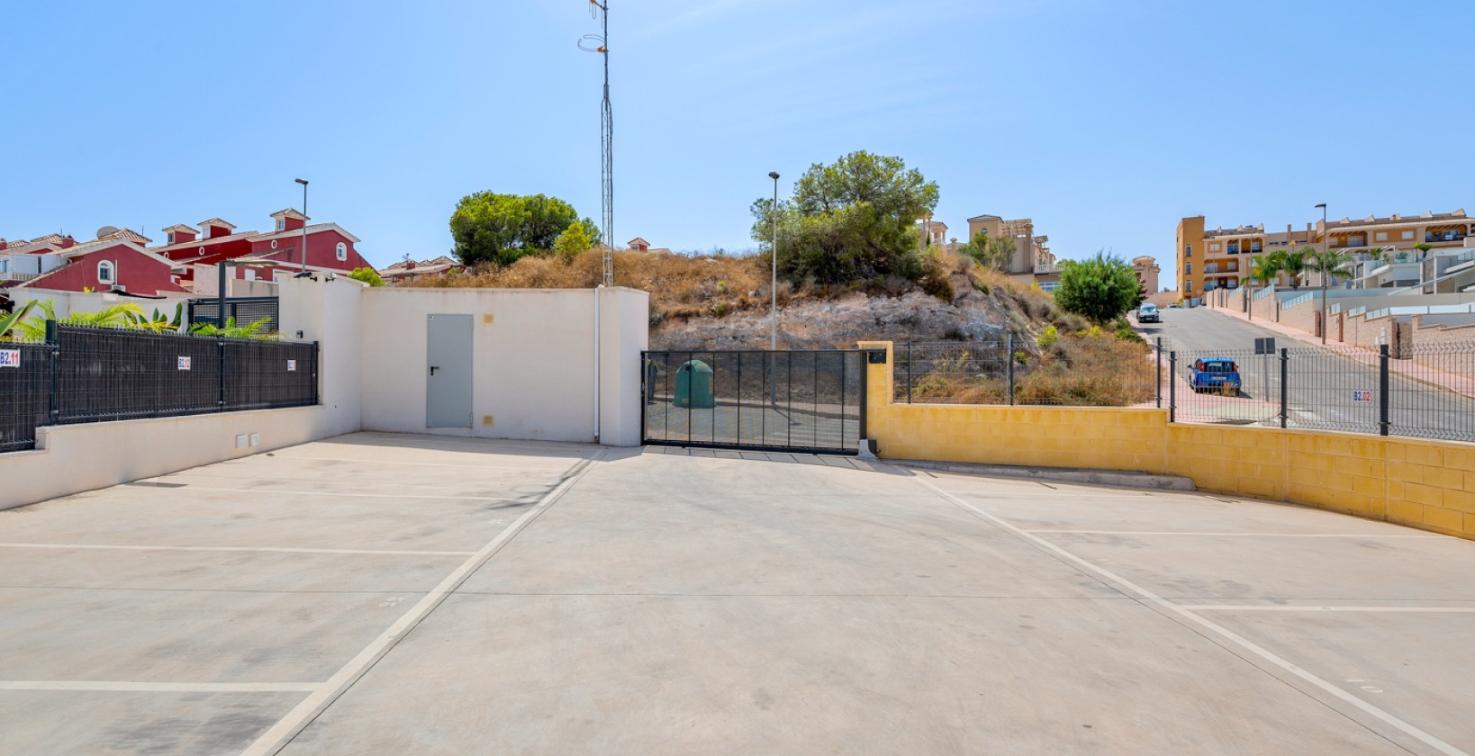 Resale - Apartments - Orihuela Costa - Villamartín