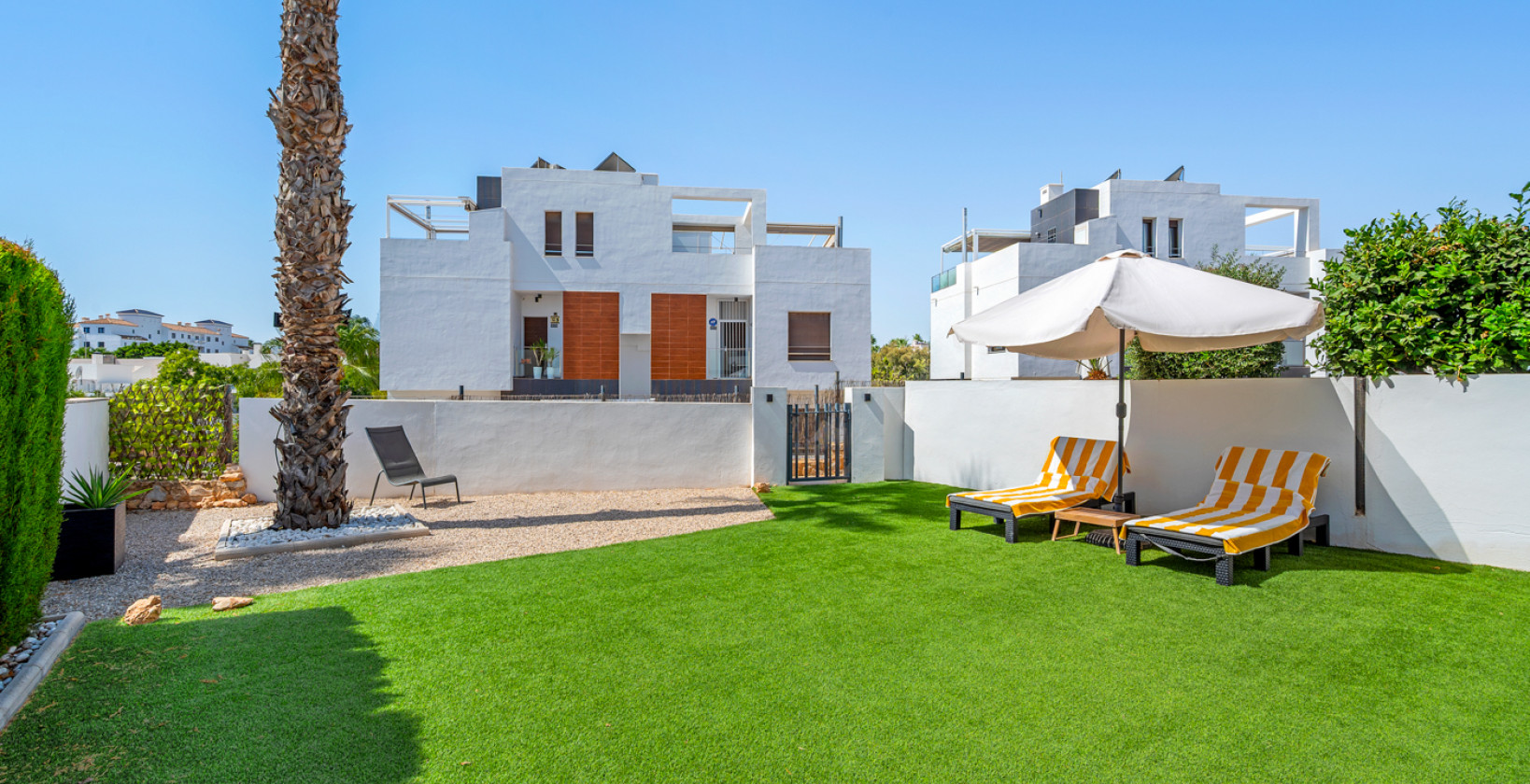 Resale - Villa - Orihuela Costa - Villamartín