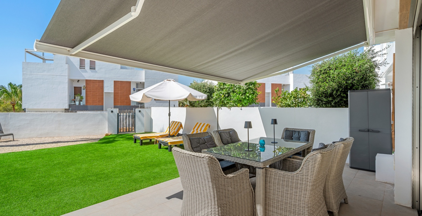 Resale - Villa - Orihuela Costa - Villamartín