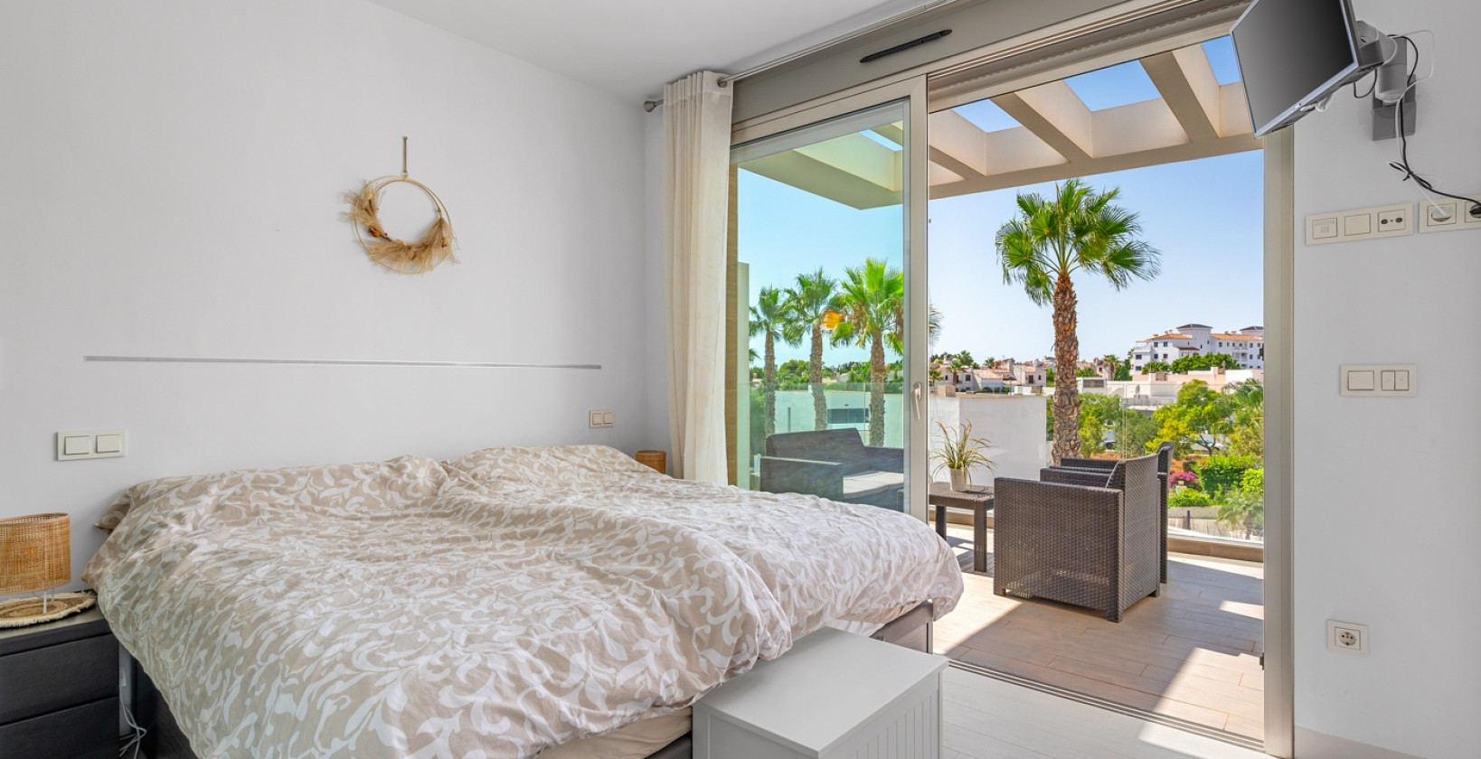 Resale - Villa - Orihuela Costa - Villamartín