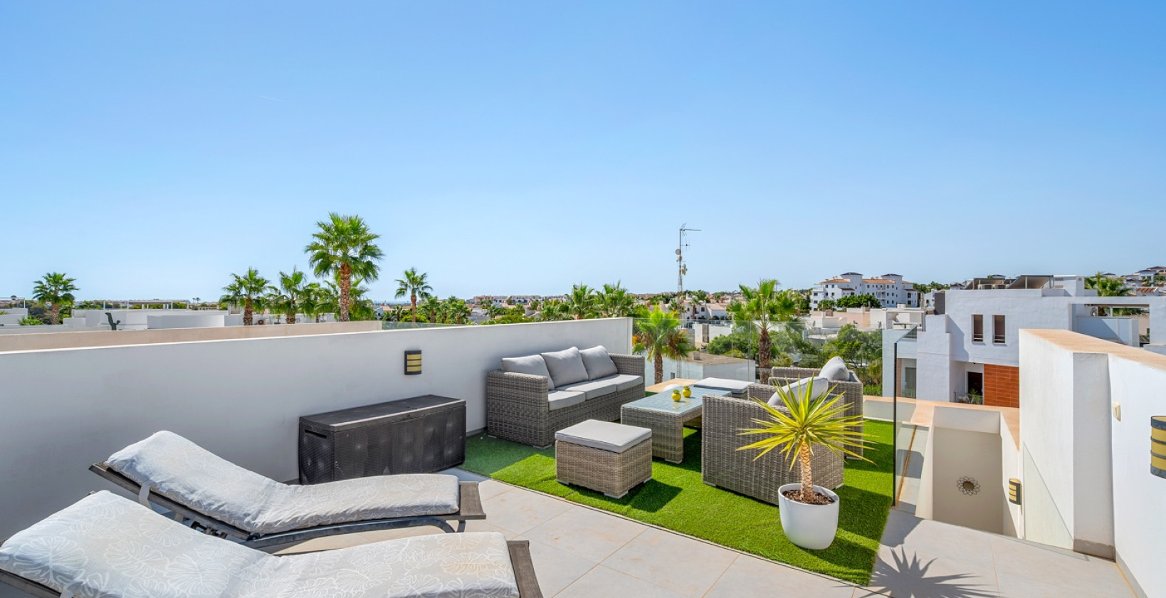 Resale - Villa - Orihuela Costa - Villamartín