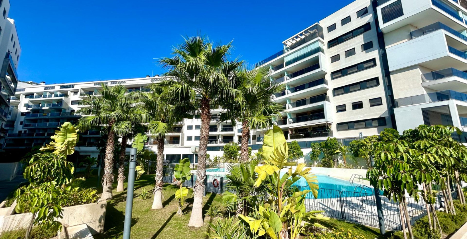 Resale - Apartment / flat - Dehesa de campoamor - Campoamor