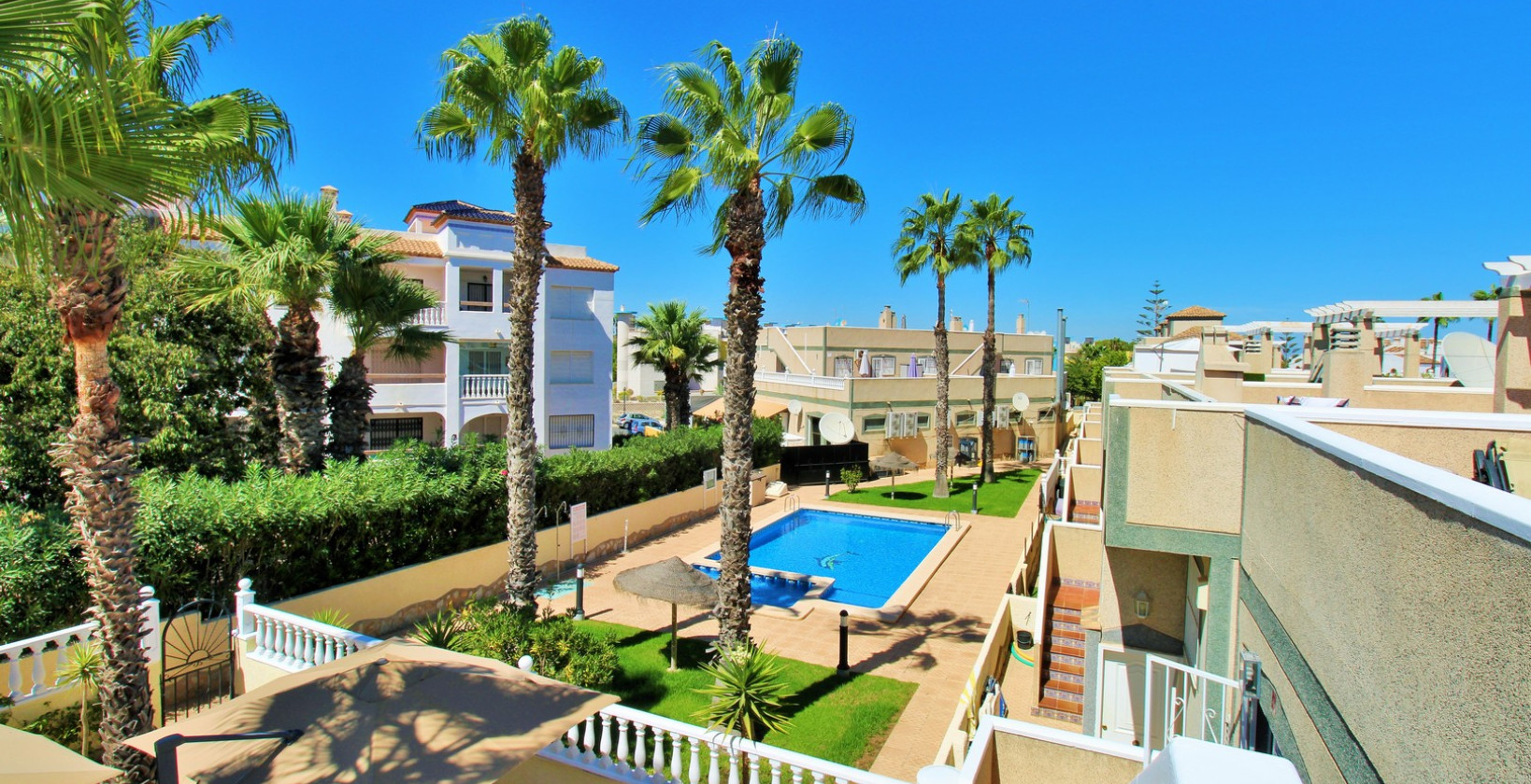 Bruktbolig - Villa - Villamartín - Las Violetas