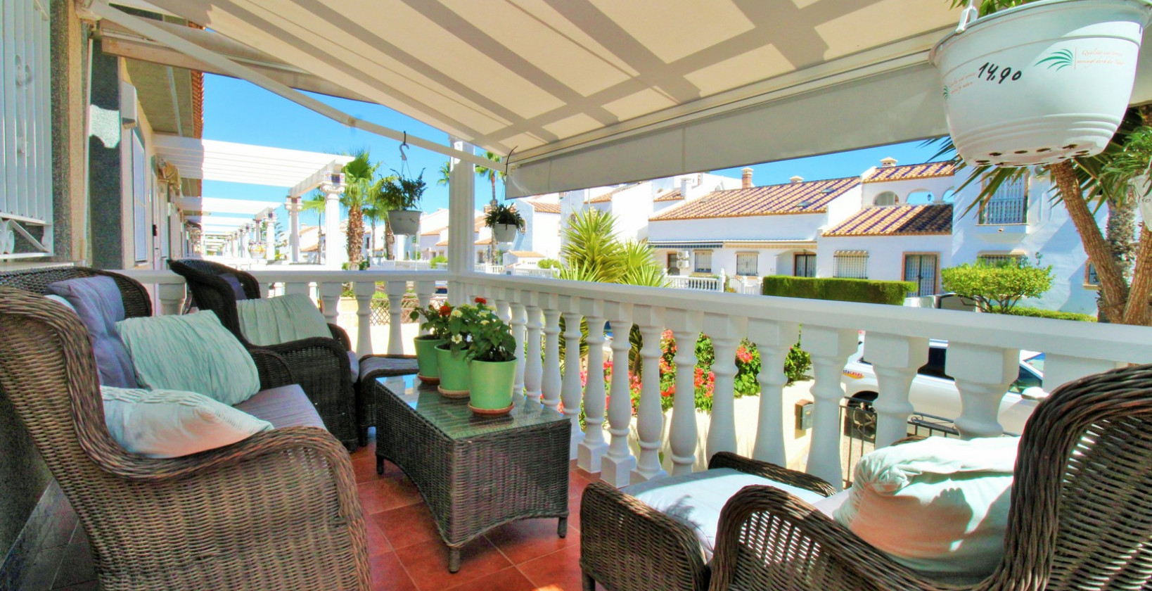 Bruktbolig - Villa - Villamartín - Las Violetas