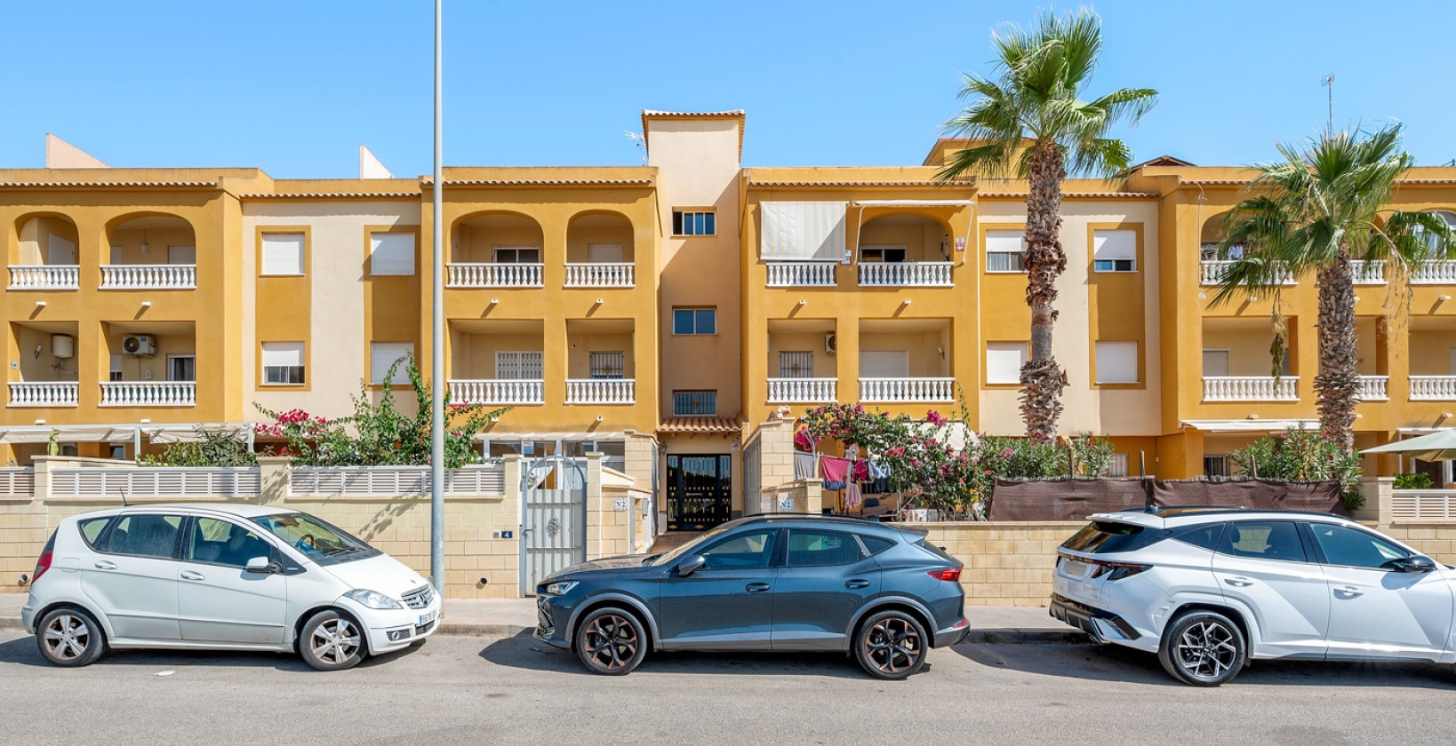 Resale - Apartments - Orihuela Costa