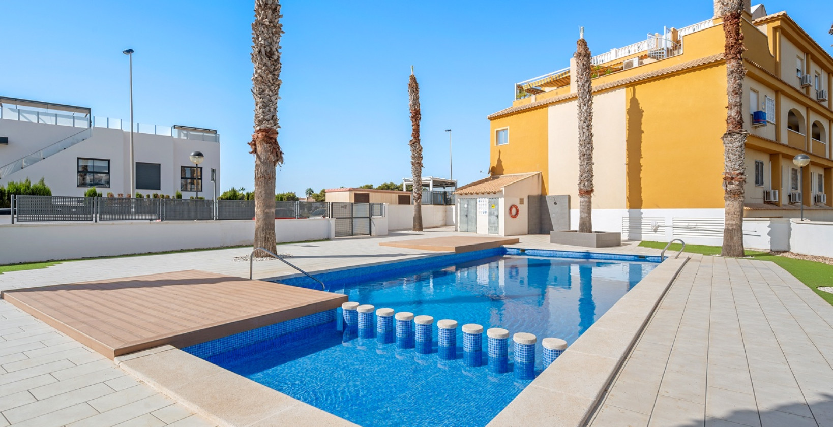Resale - Apartments - Orihuela Costa