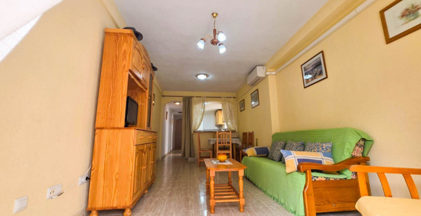 Resale - Apartment / flat - Torrevieja - Torrevieja Centro