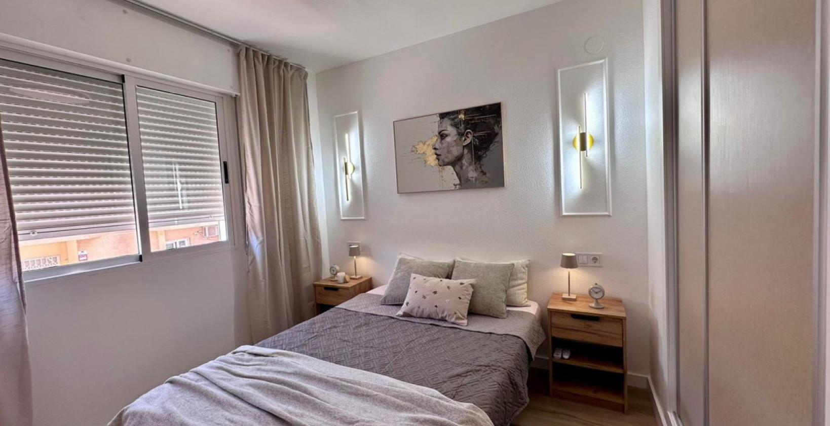 Resale - Apartment / flat - Torrevieja - Torrevieja Centro