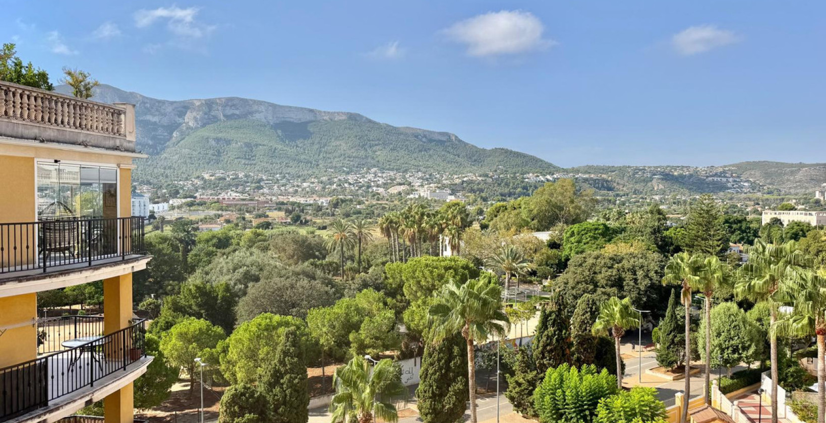 Återförsäljning - Lägenhet / lägenhet - Denia - Denia Centro