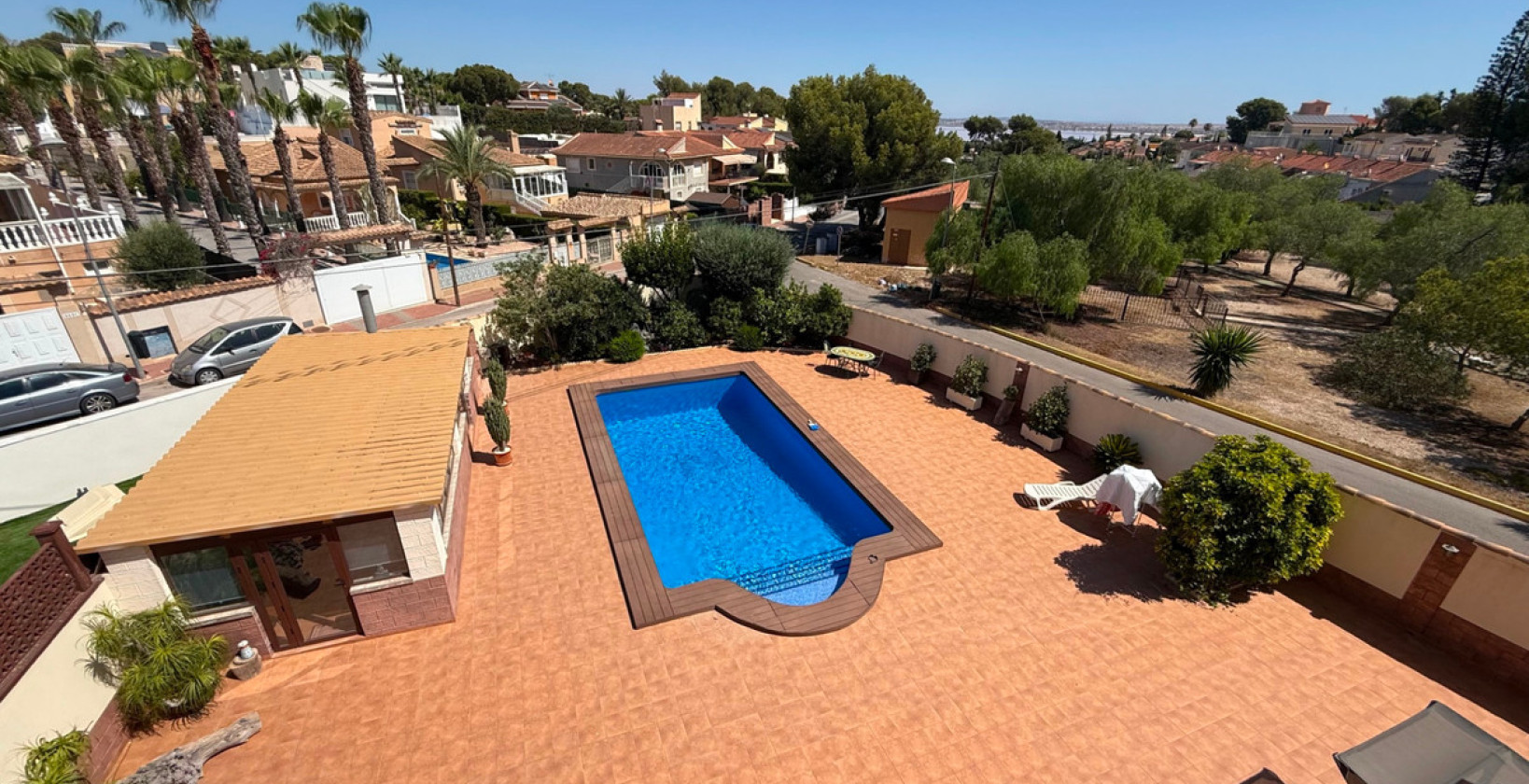 Resale - Villa - Torrevieja - Torrevieja Centro