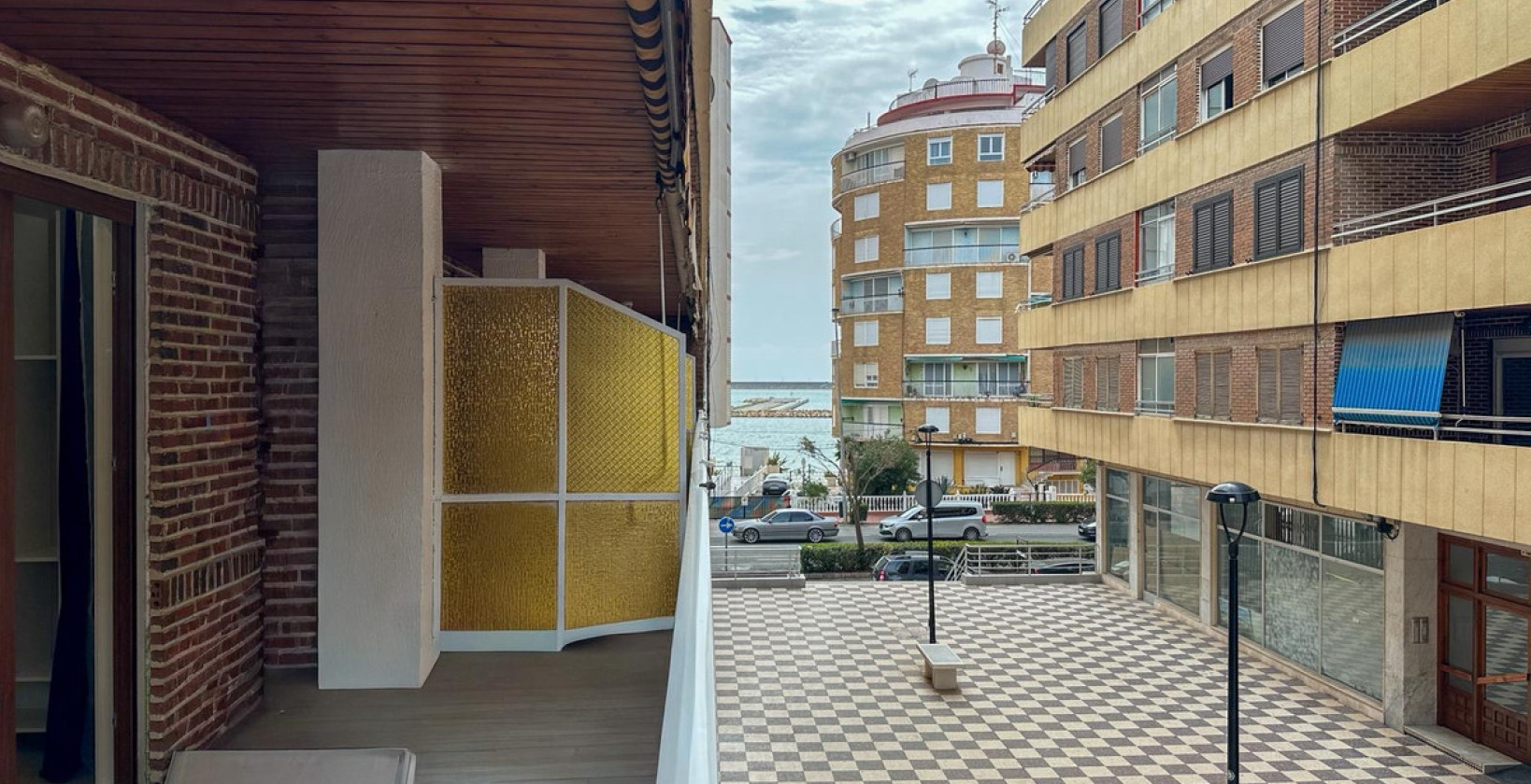 Resale - Apartment / flat - Torrevieja - Torrevieja Centro
