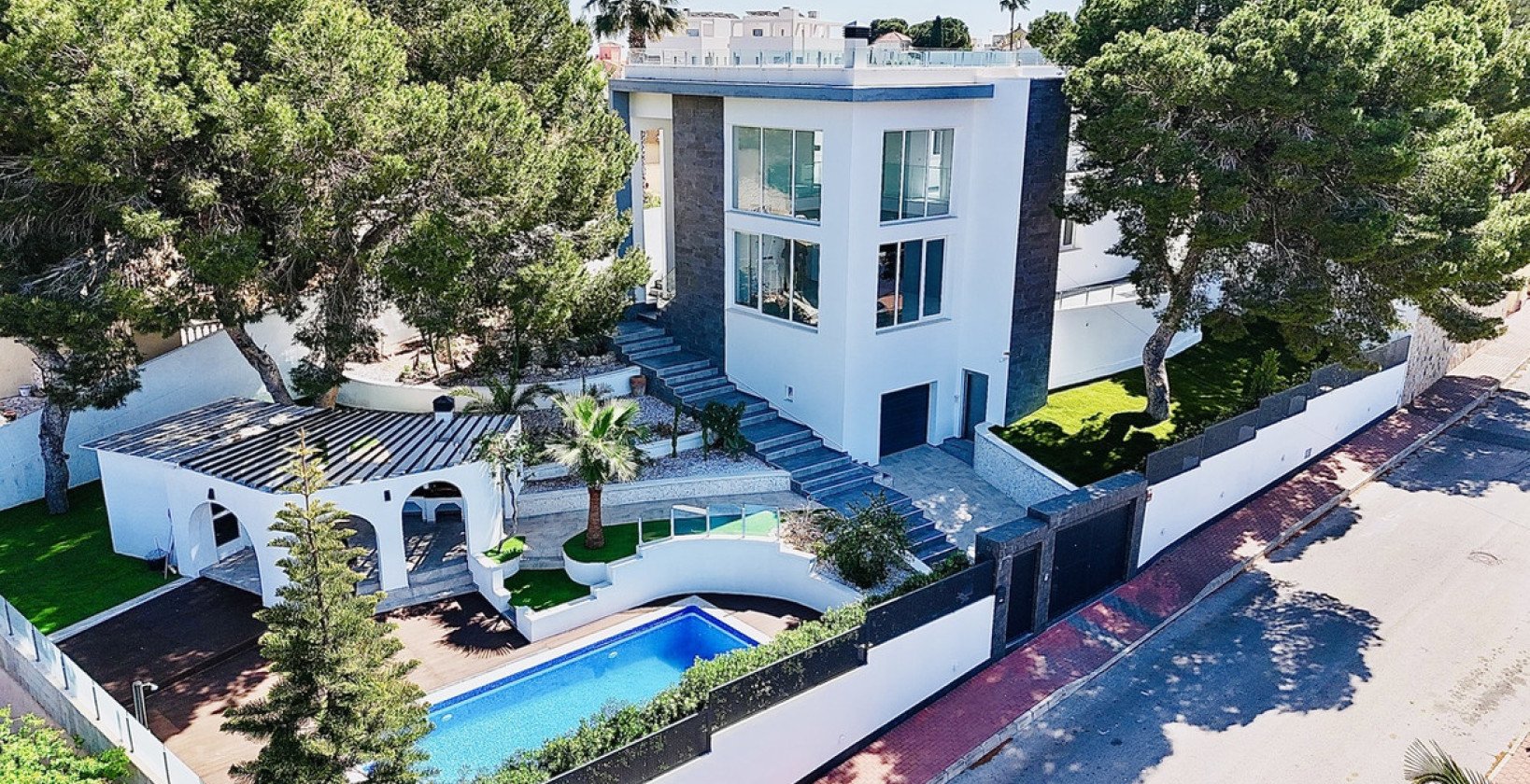 Återförsäljning - Villa - Orihuela Costa - Los Balcones